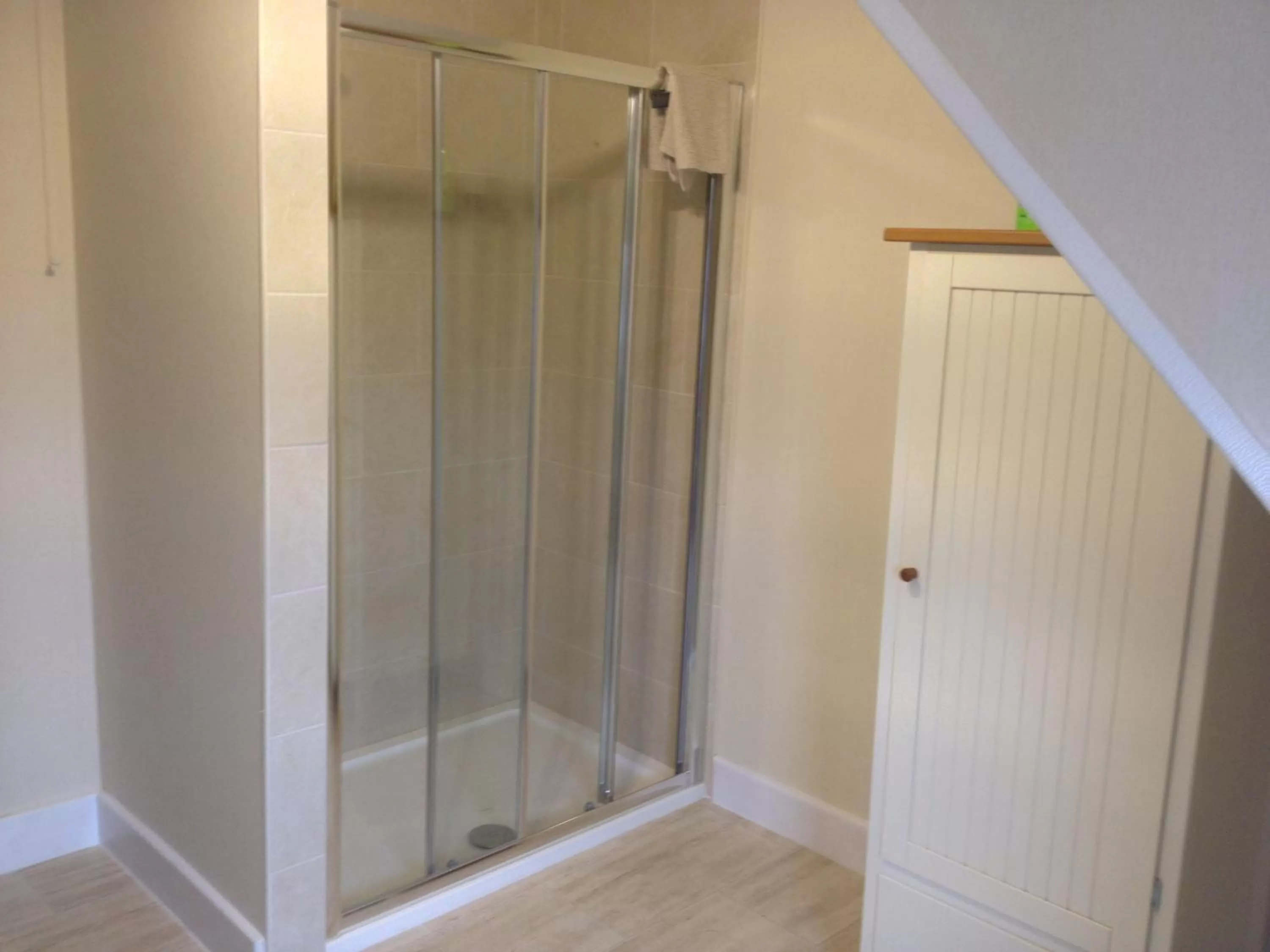 Bathroom in The Sherwood, No 11,