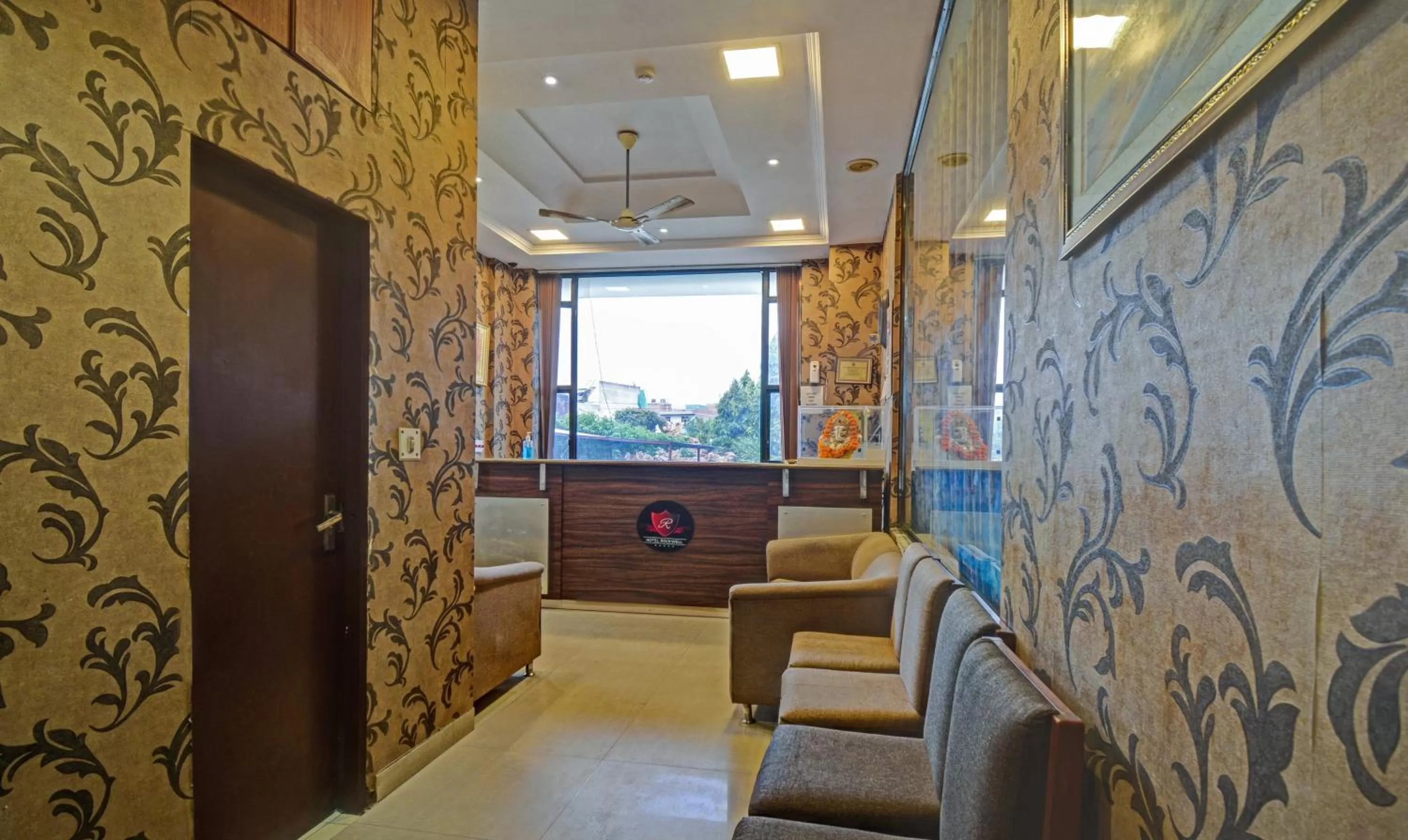 Lobby or reception in Treebo New Rockwell Vivek Vihar