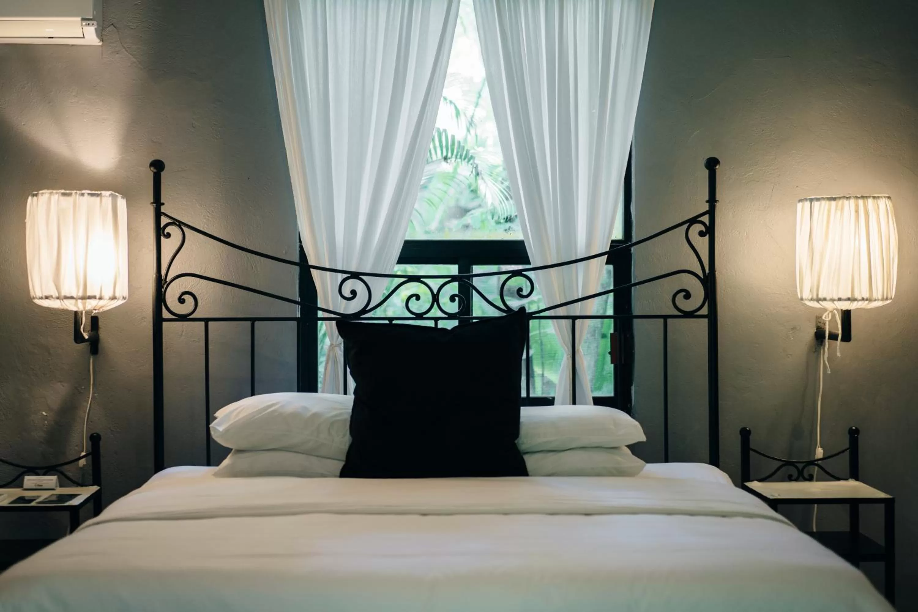 Bed in Piedra de Agua Palenque