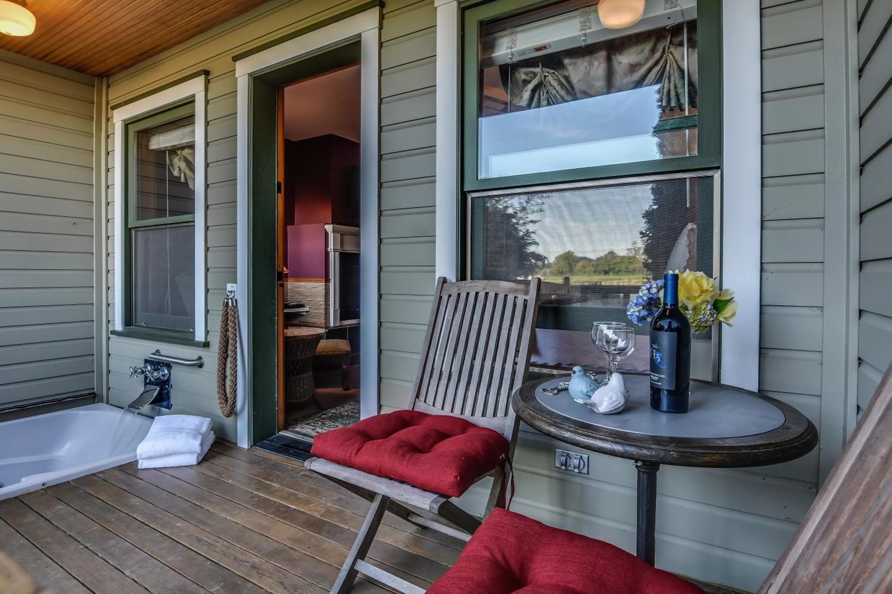 Patio in Wild Iris Inn