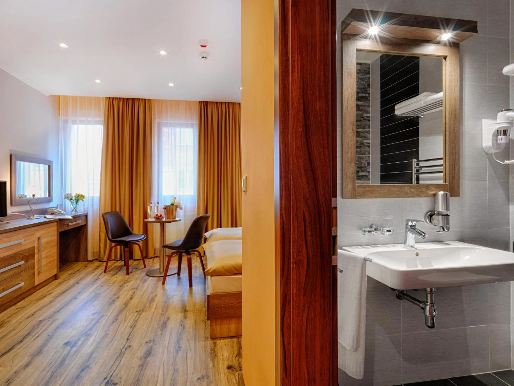 Decorative detail in Hotel Viktor