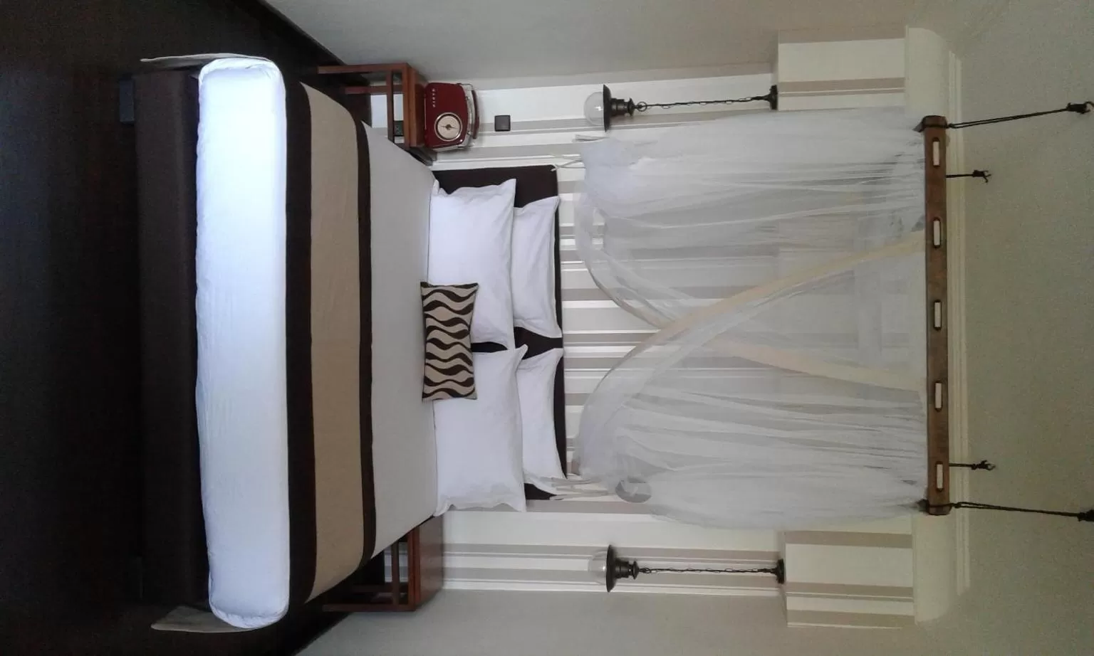 bunk bed, Bed in The Citizen