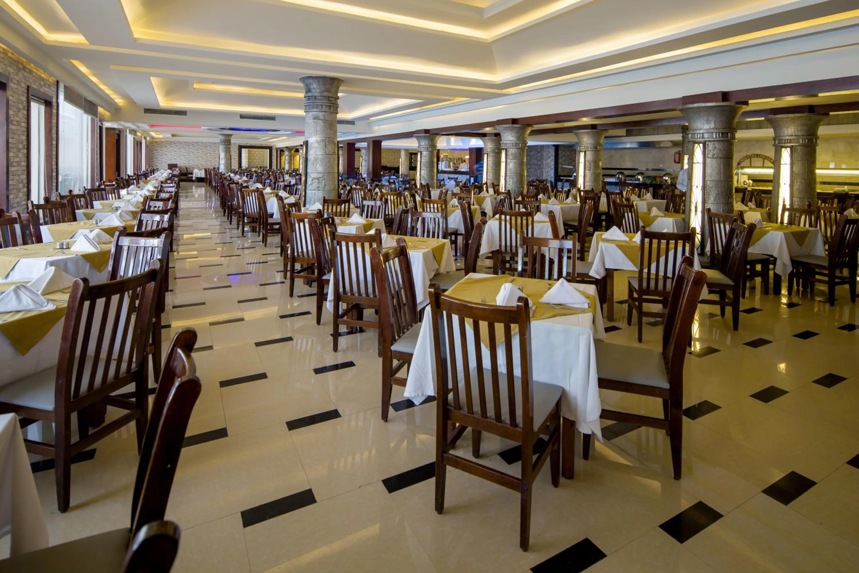 Restaurant/places to eat in Mirage Bay Resort & Aqua Park