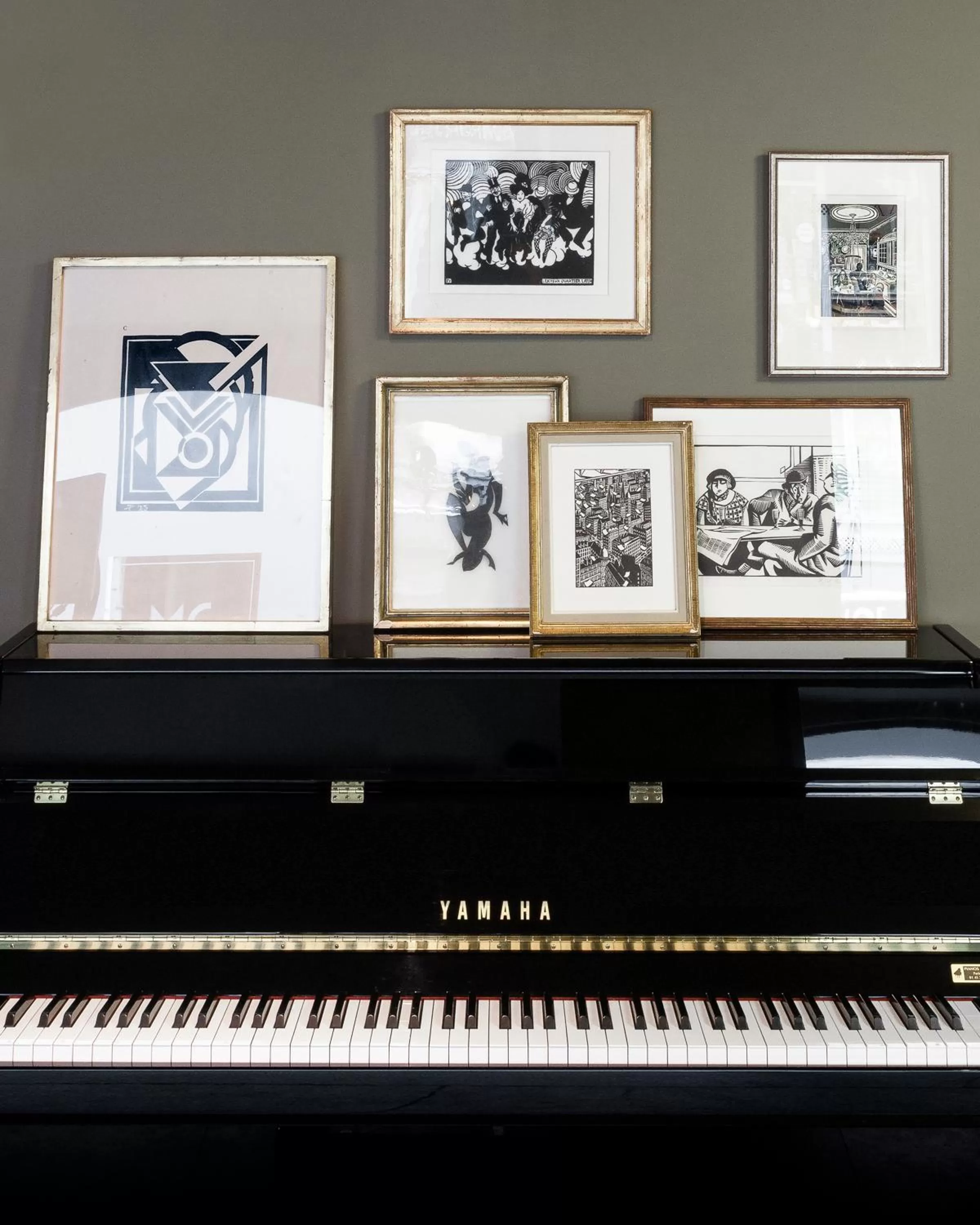 Lounge or bar in Monsieur Cadet Hotel & Spa