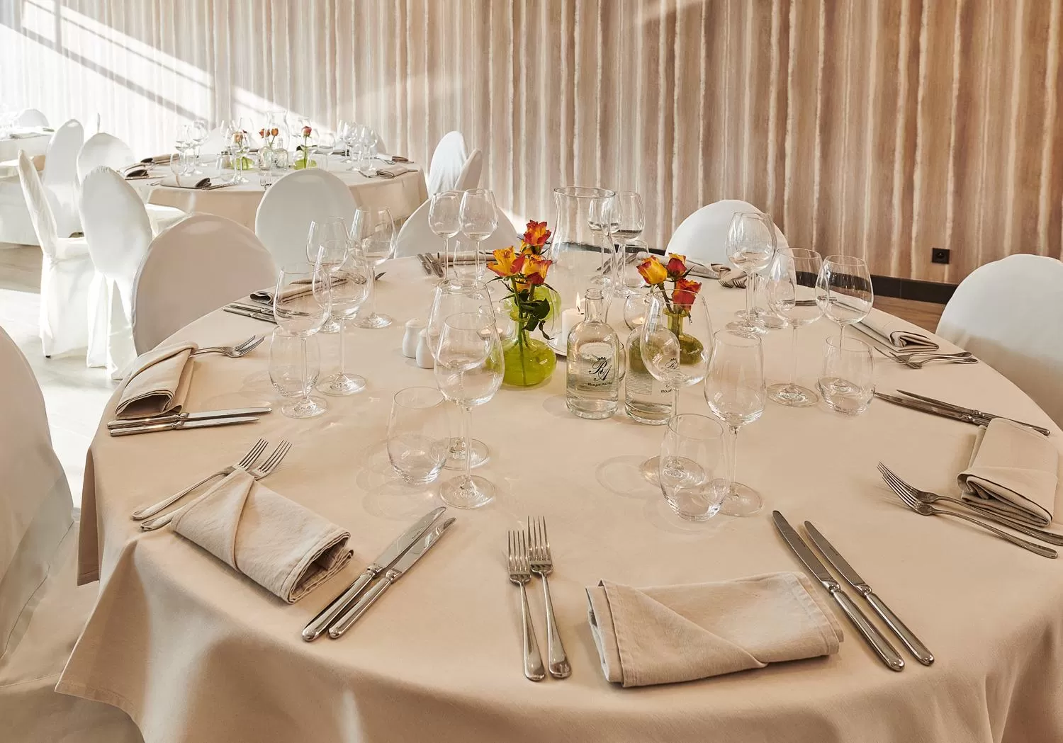 Restaurant/places to eat in Hotel Royal Astrid