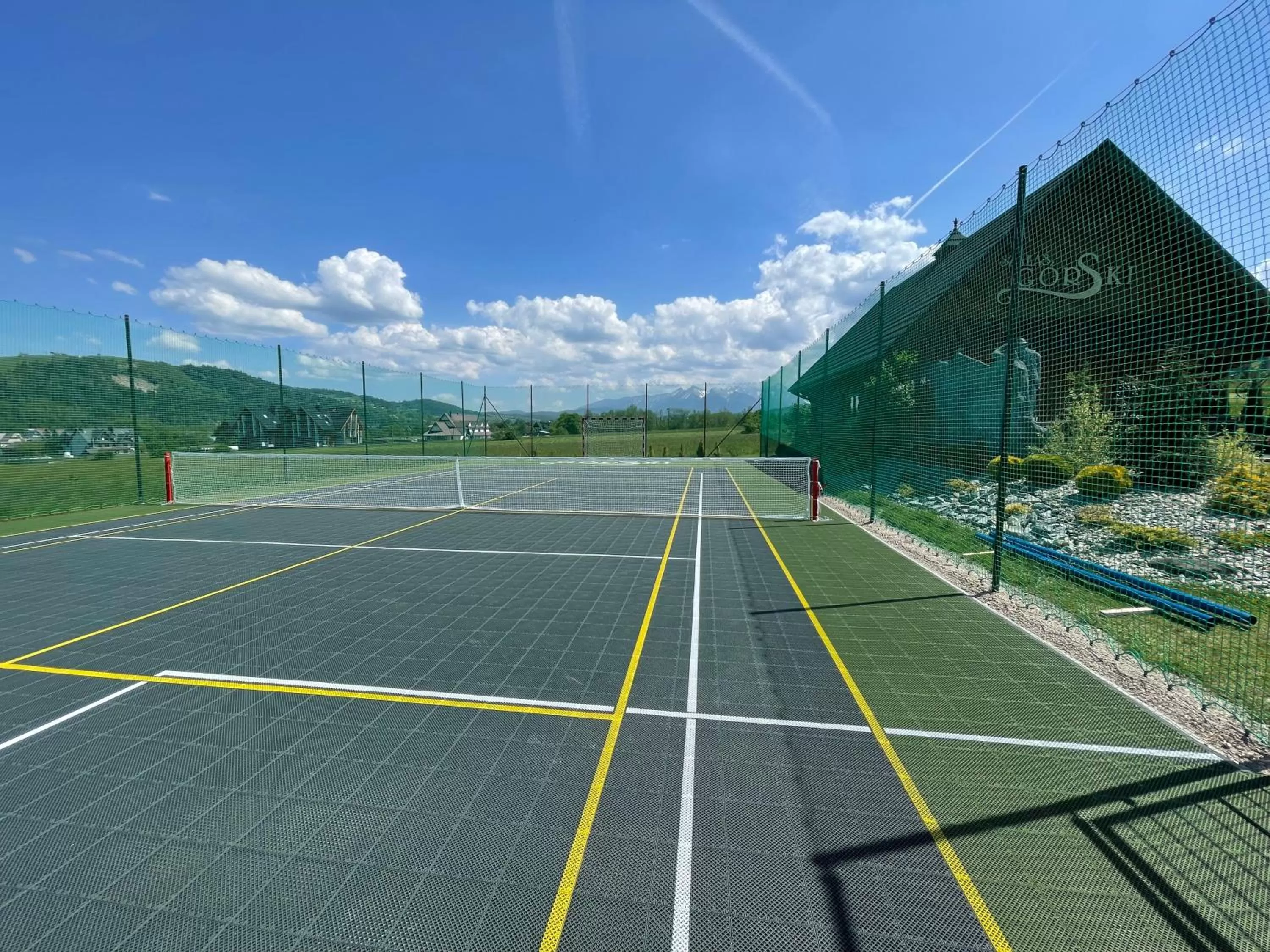 Tennis court in Hotel Górski