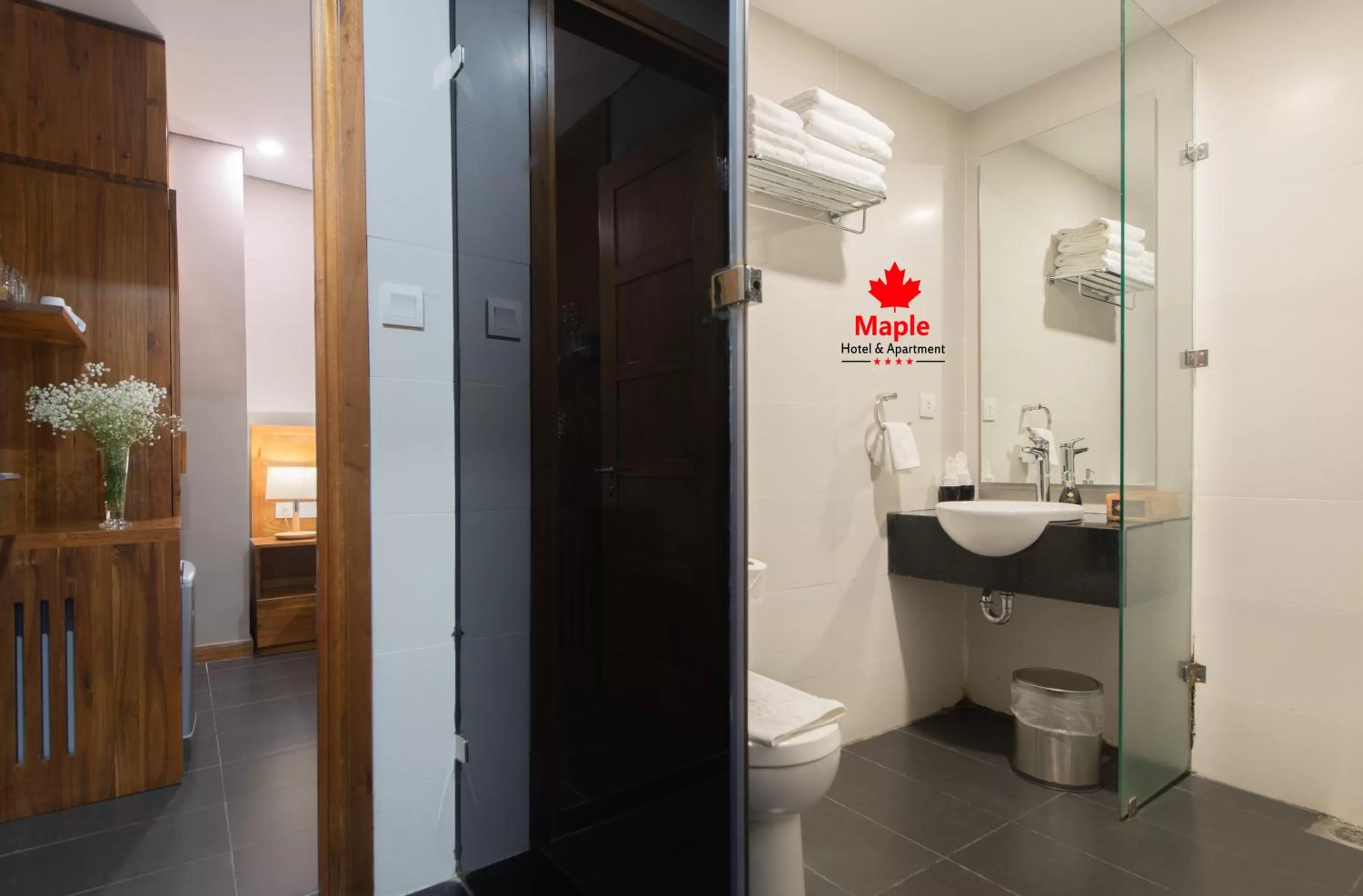 Shower in Maple Hotel & Apartment