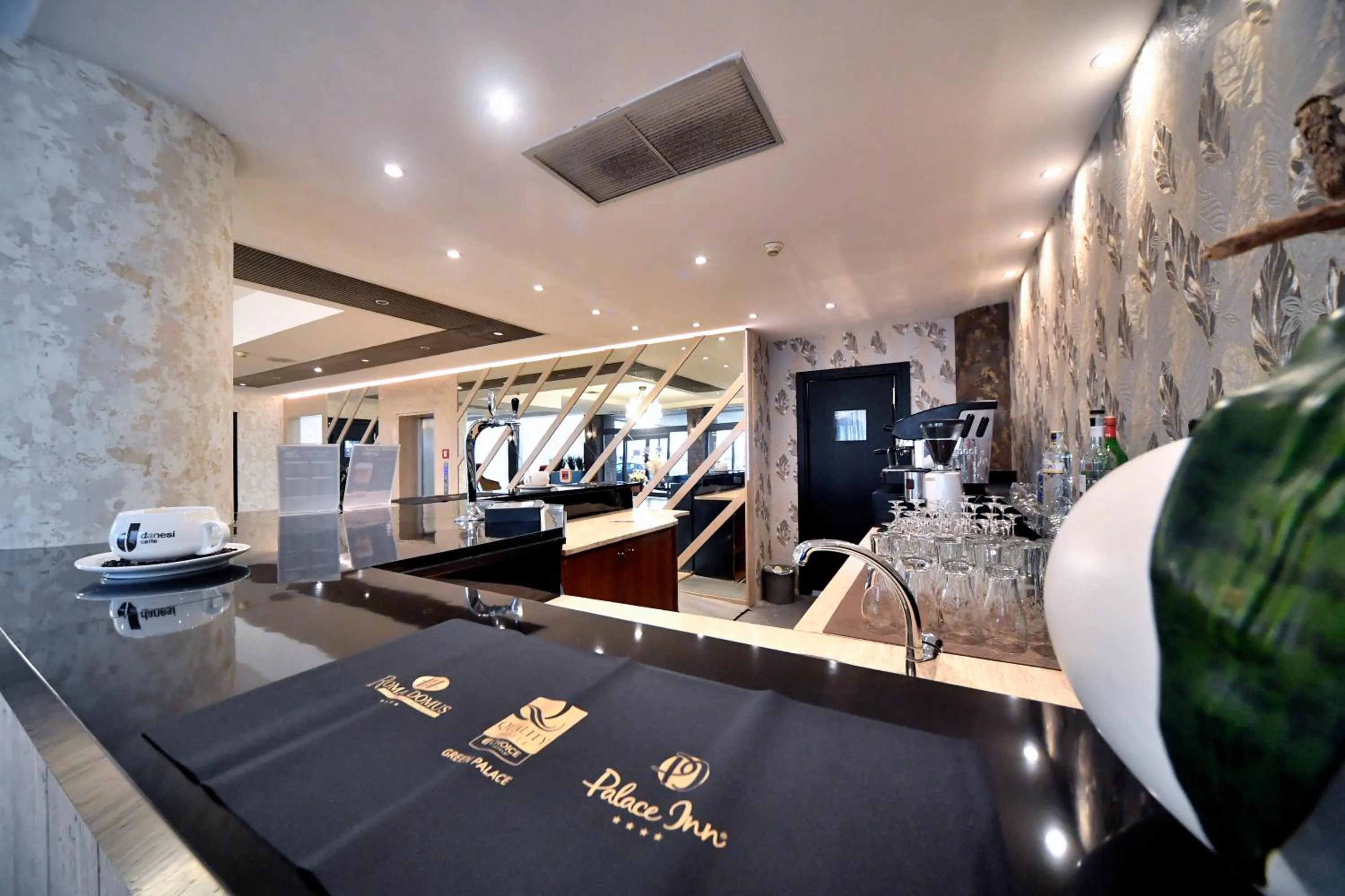 Lounge or bar in Palace Inn Rome Fiano