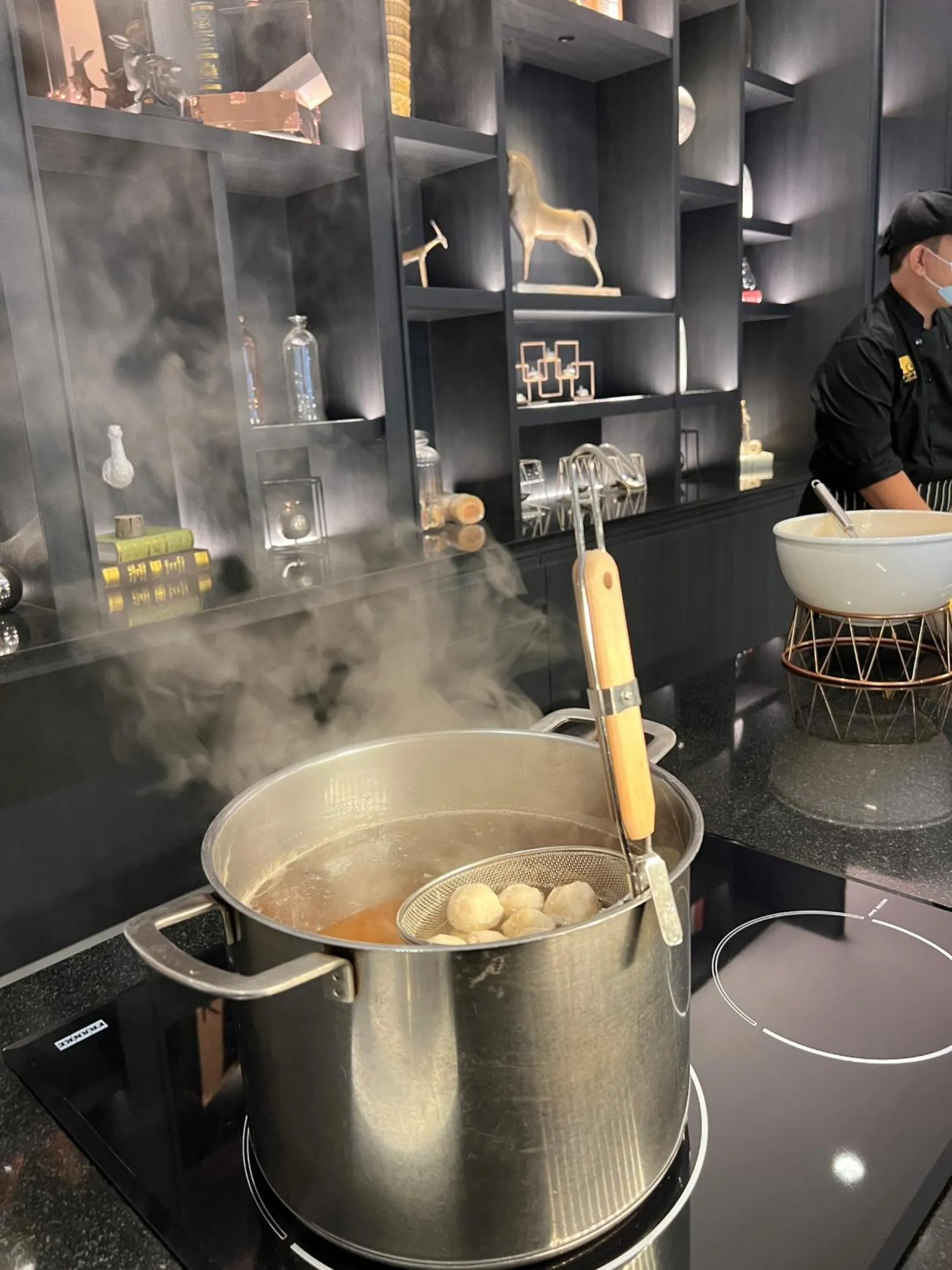 Food and drinks in Fifth Pattaya Jomtien By Shiwalai Int