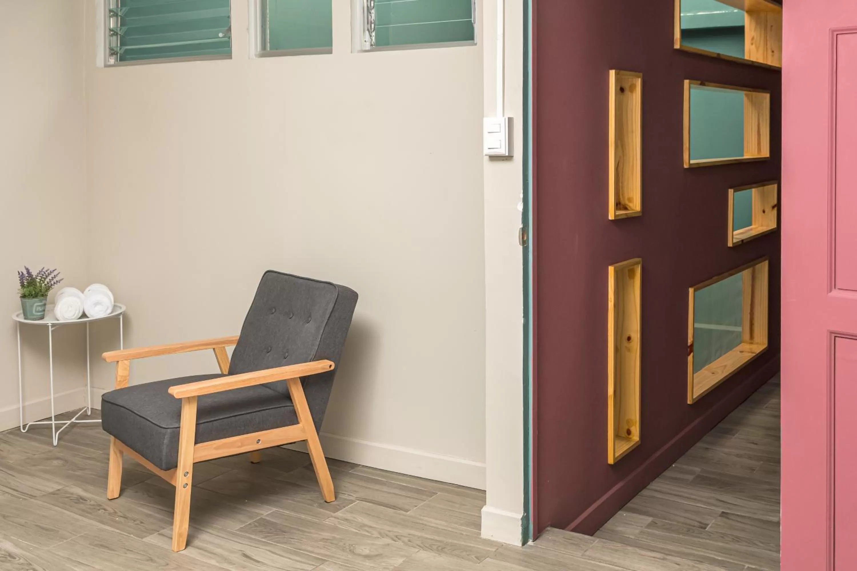 Seating Area in Otoya Downtown