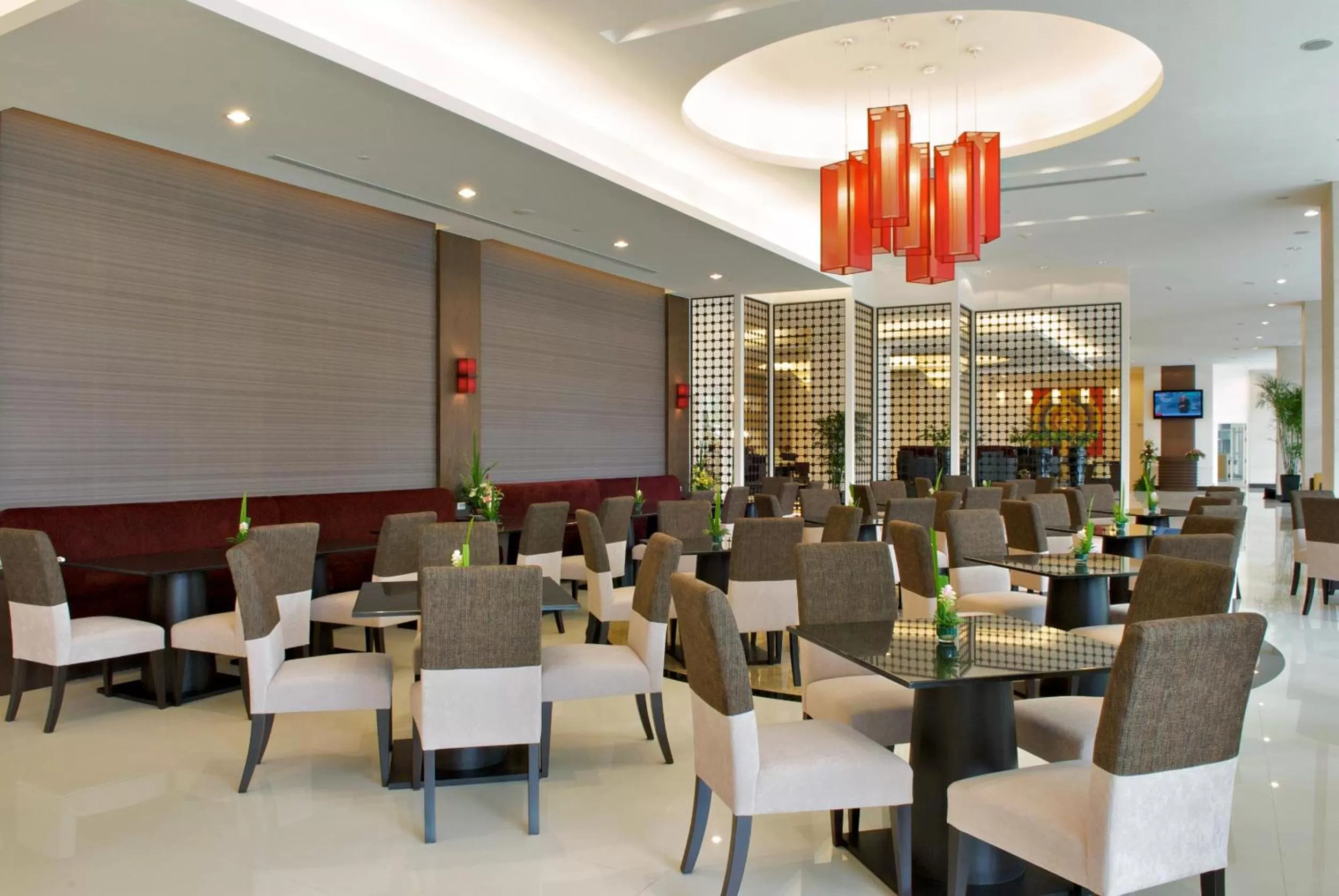 Restaurant/places to eat in The Narathiwas Hotel & Residence Sathorn Bangkok