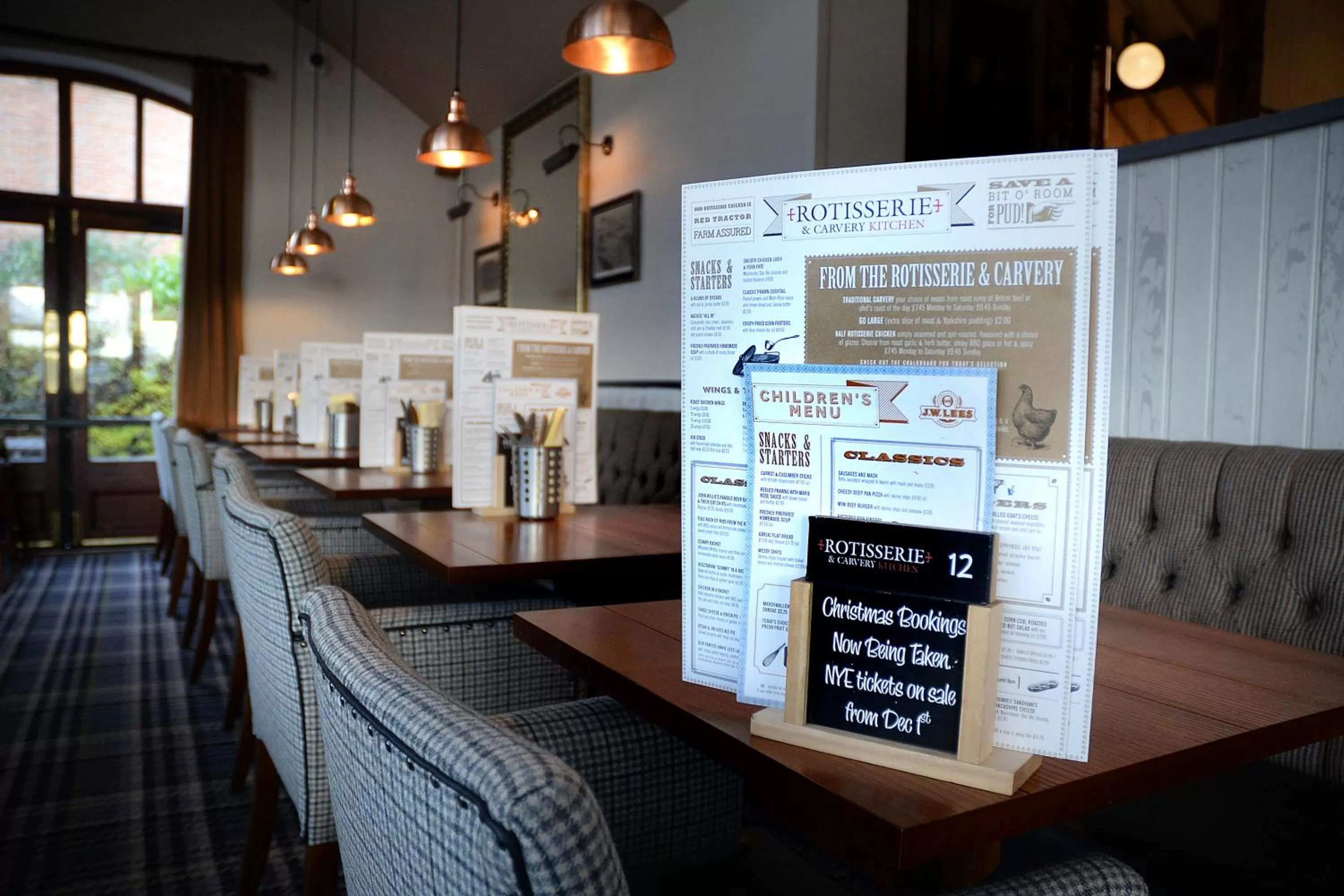 Restaurant/places to eat in Boat & Horses Inn