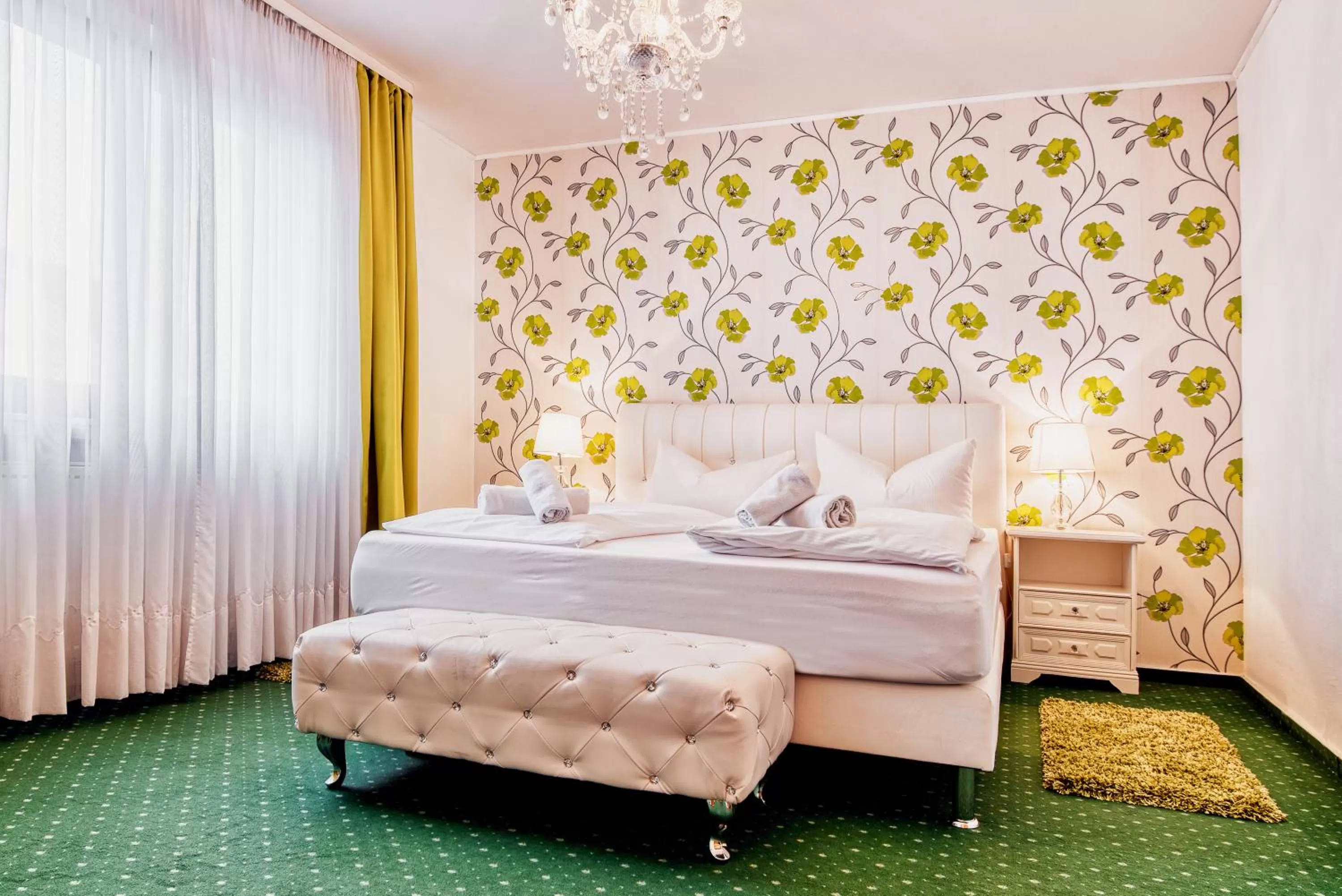 Bed in Hotel-Restaurant Central am Königshof