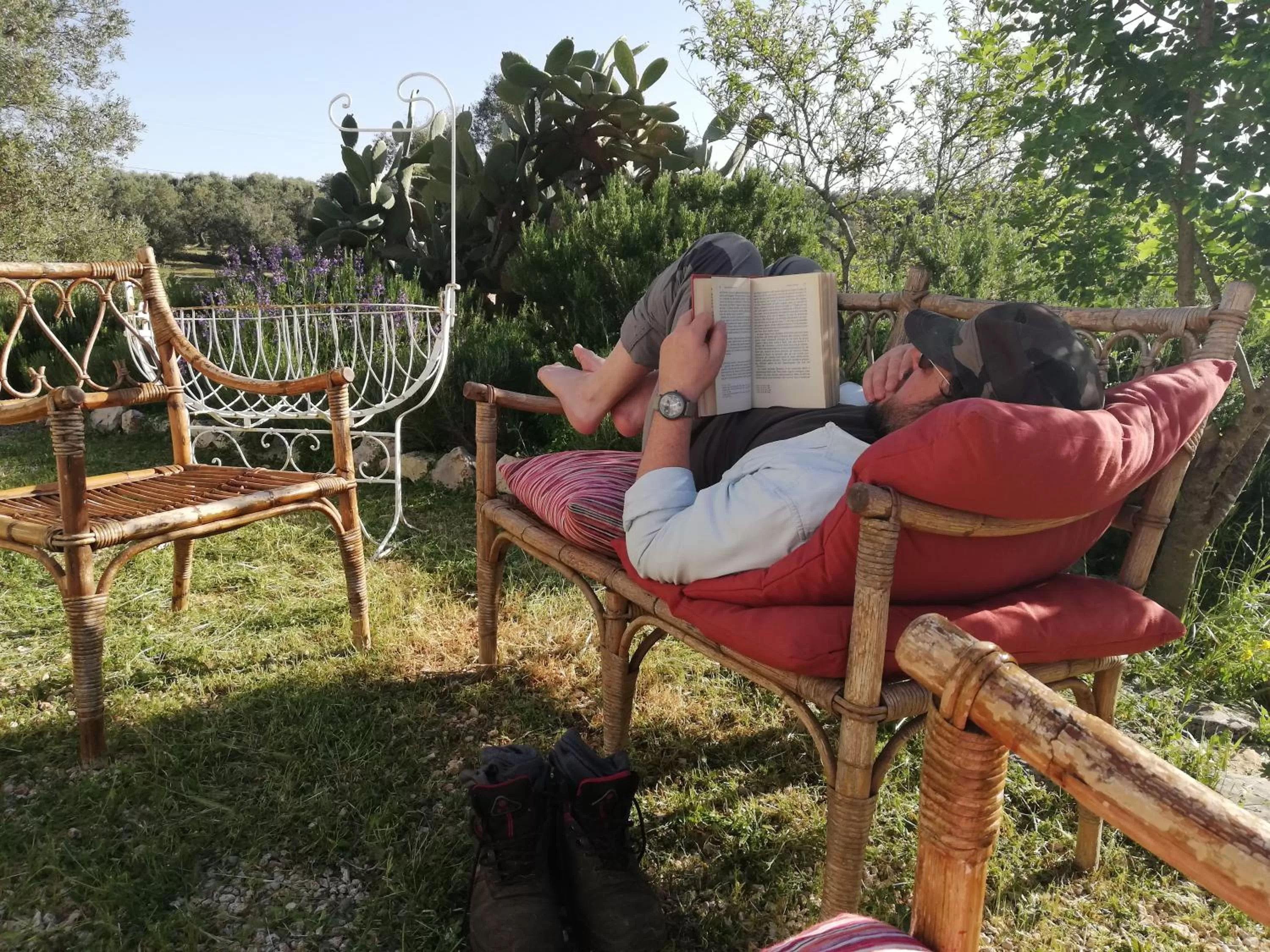 People in B&B Giovannarolla Green House