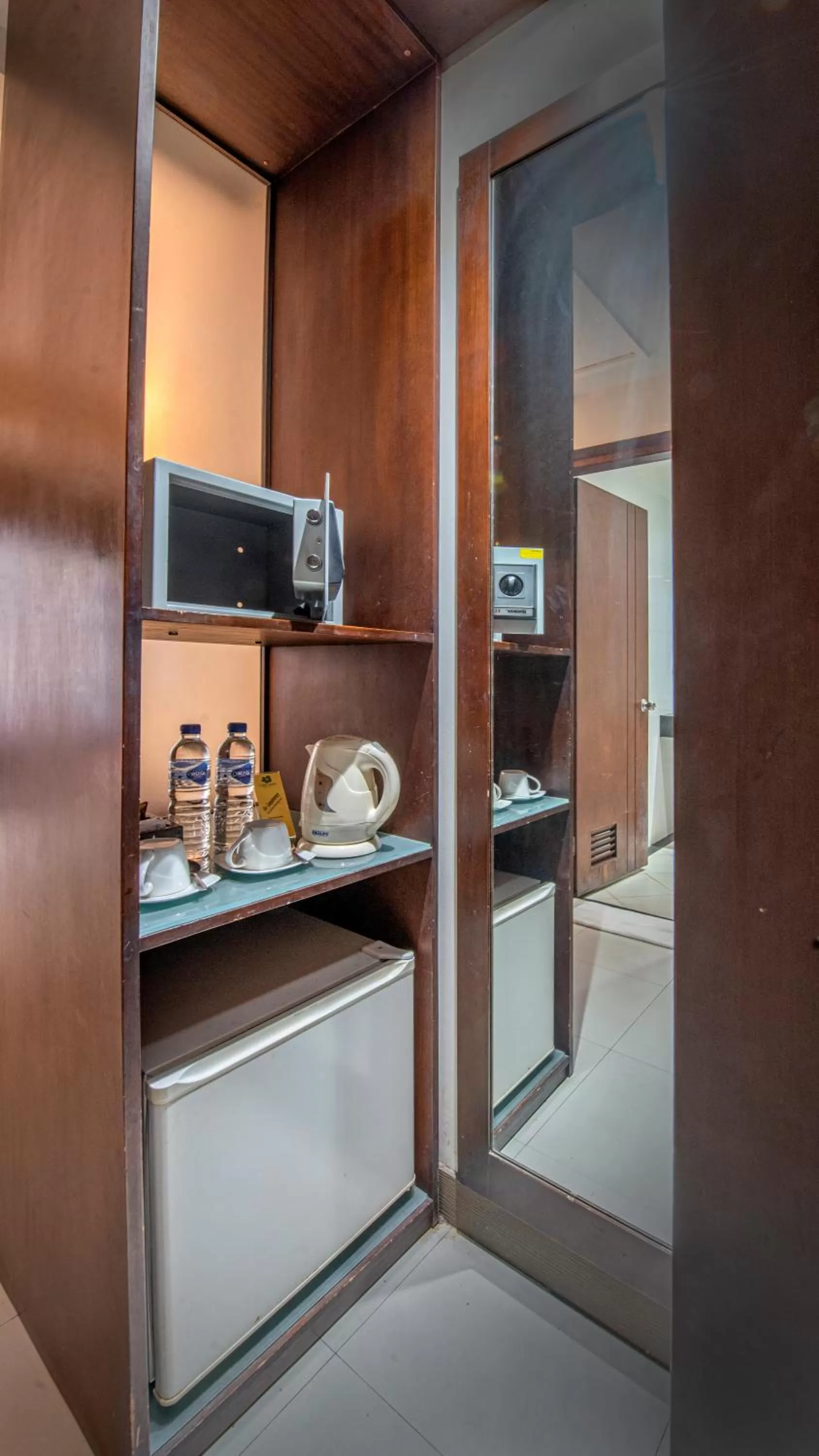 Coffee/tea facilities in Lombok Garden Hotel