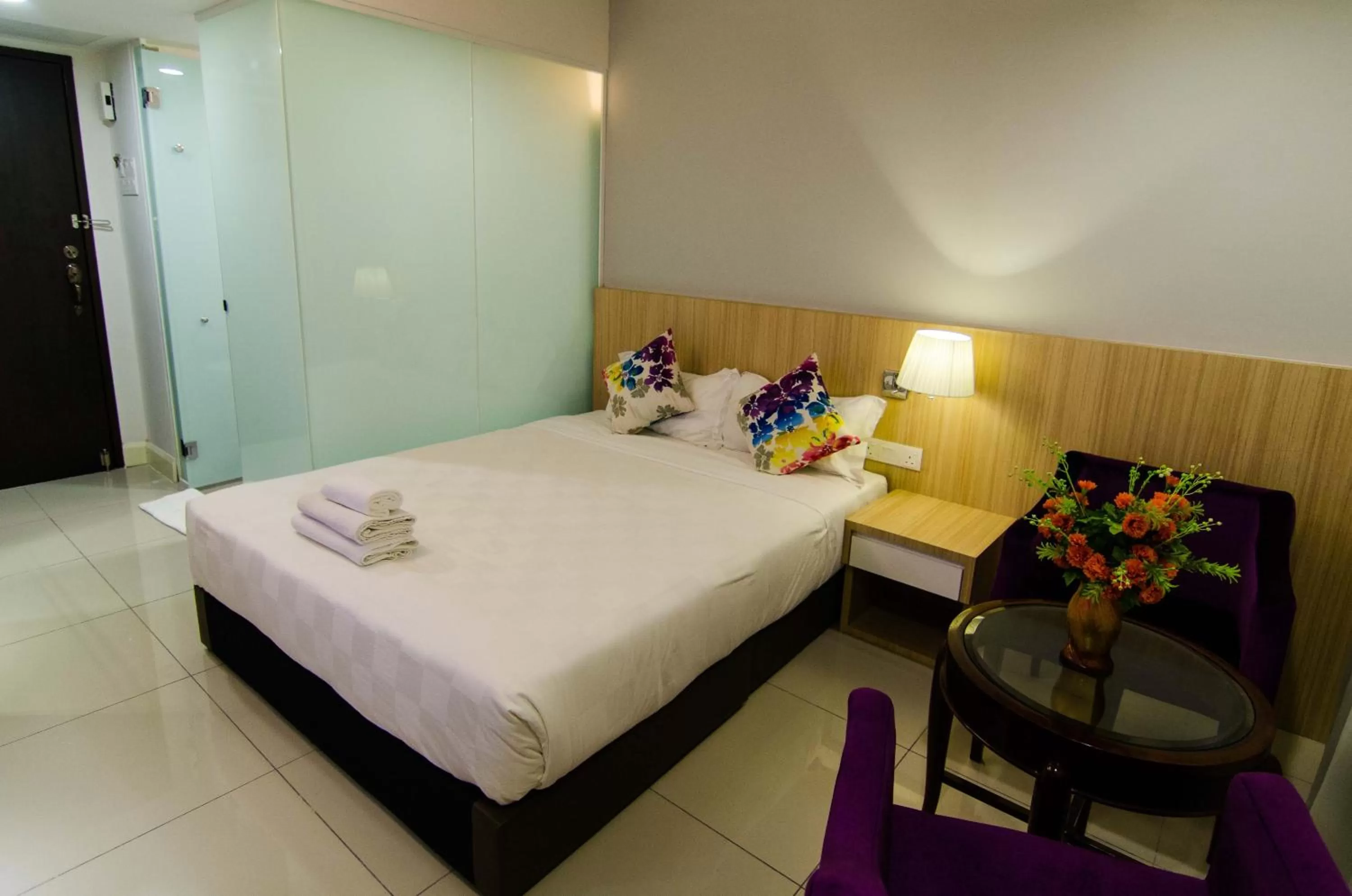 Bed in Mornington Hotel Waterfront Lumut