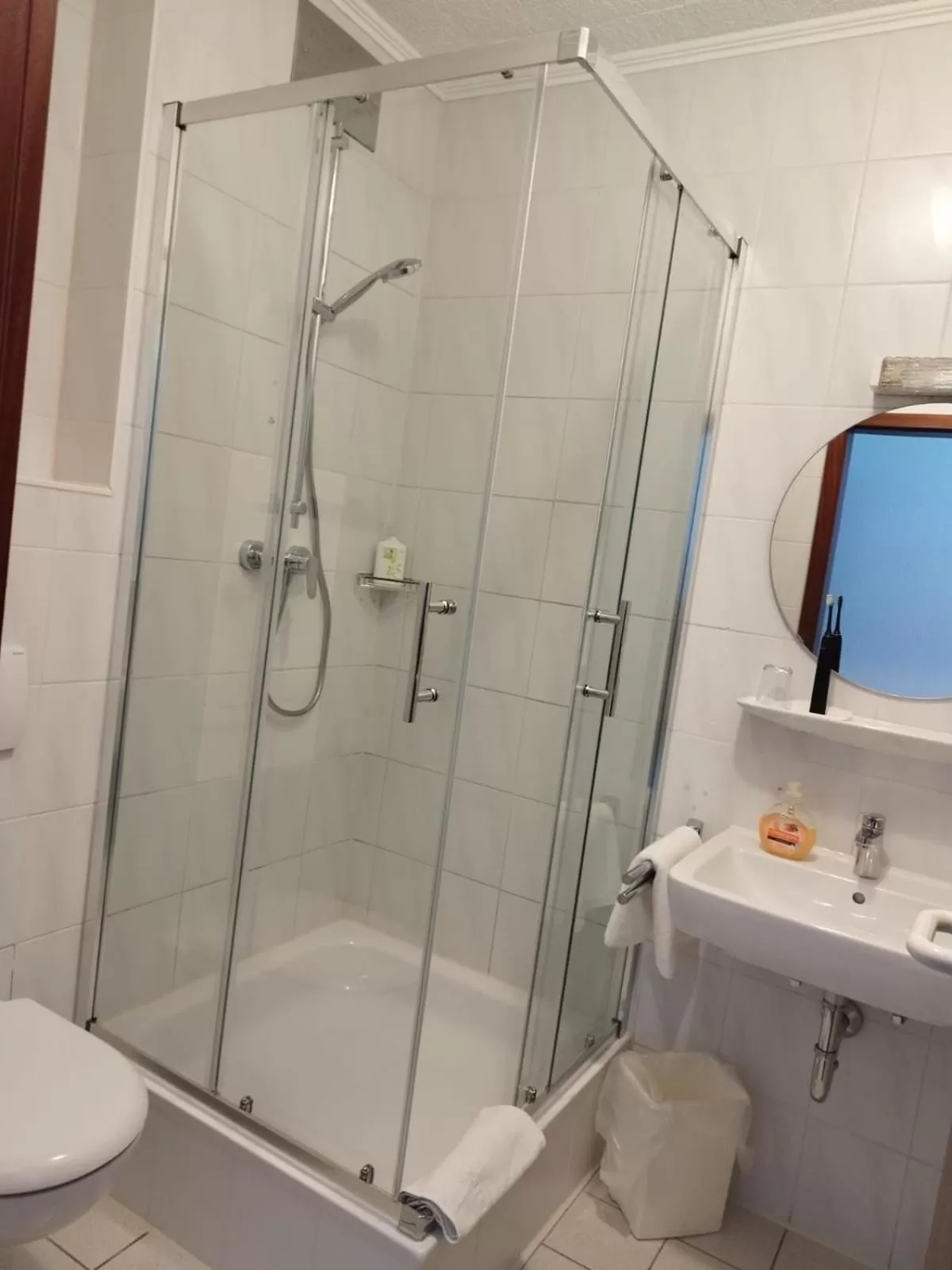 Bathroom in Hotel Sonnenkeller