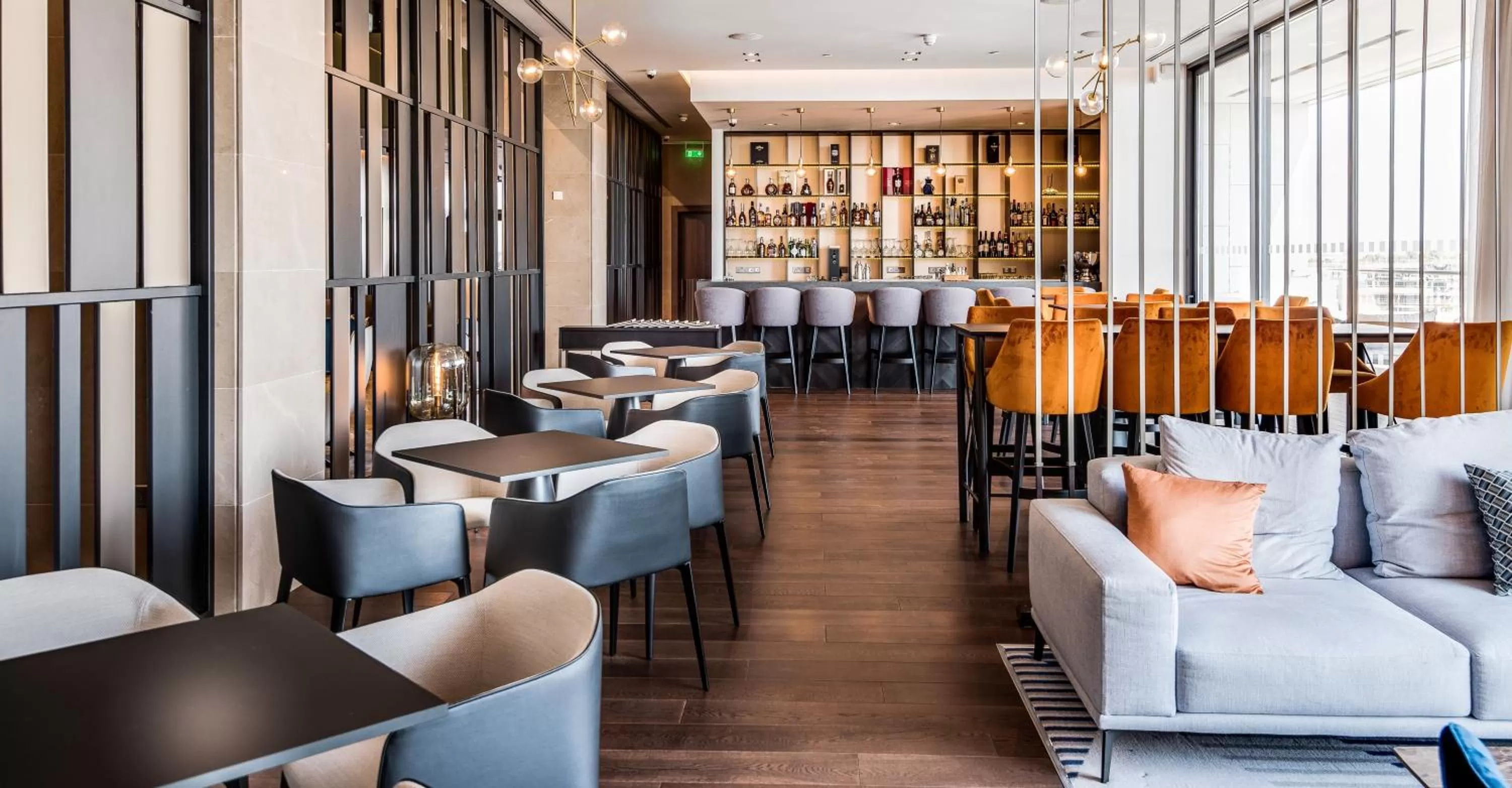 Restaurant/places to eat in Radisson Blu Hotel, Larnaca