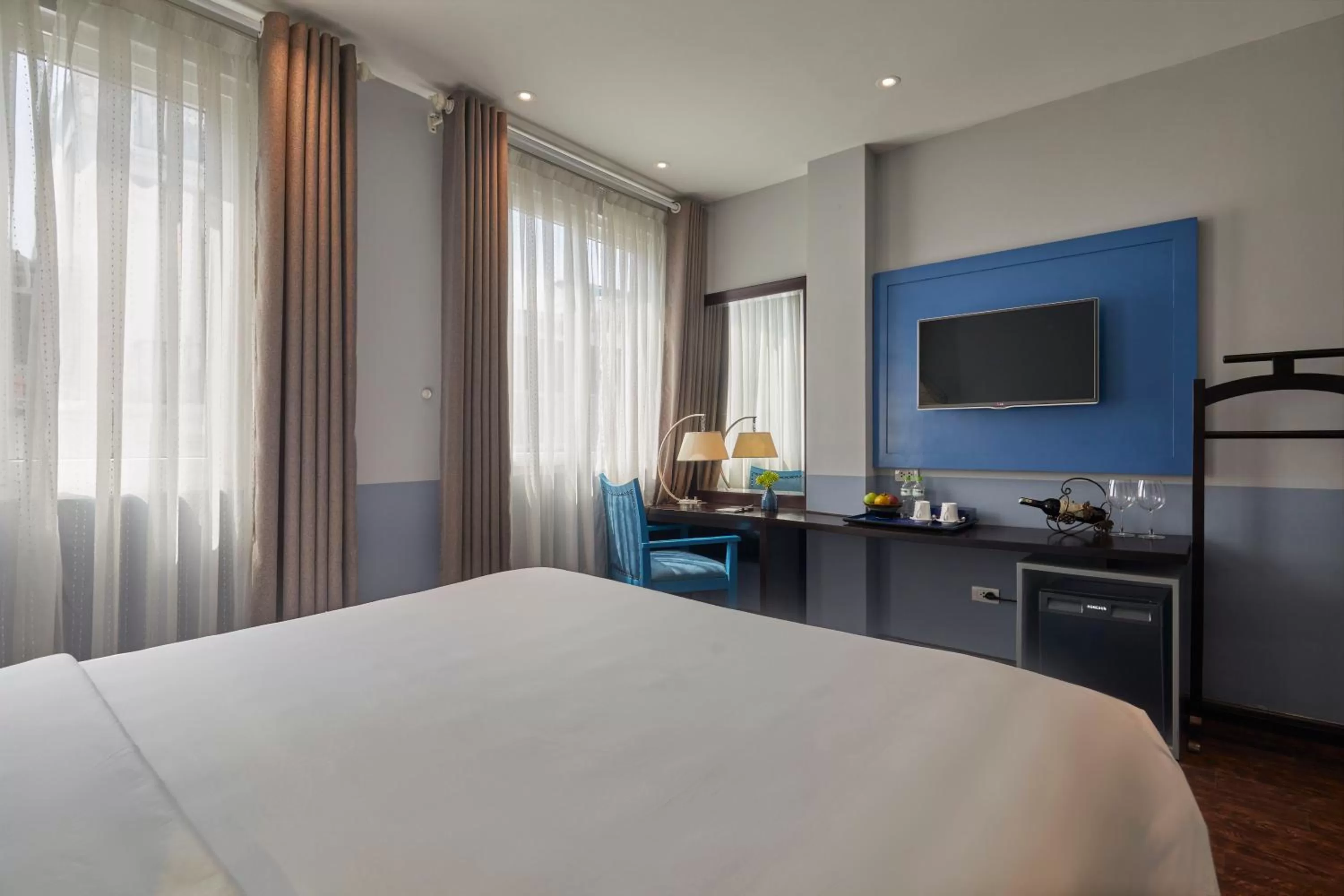 Bedroom, Bed in HANOI FLORA HOTEL