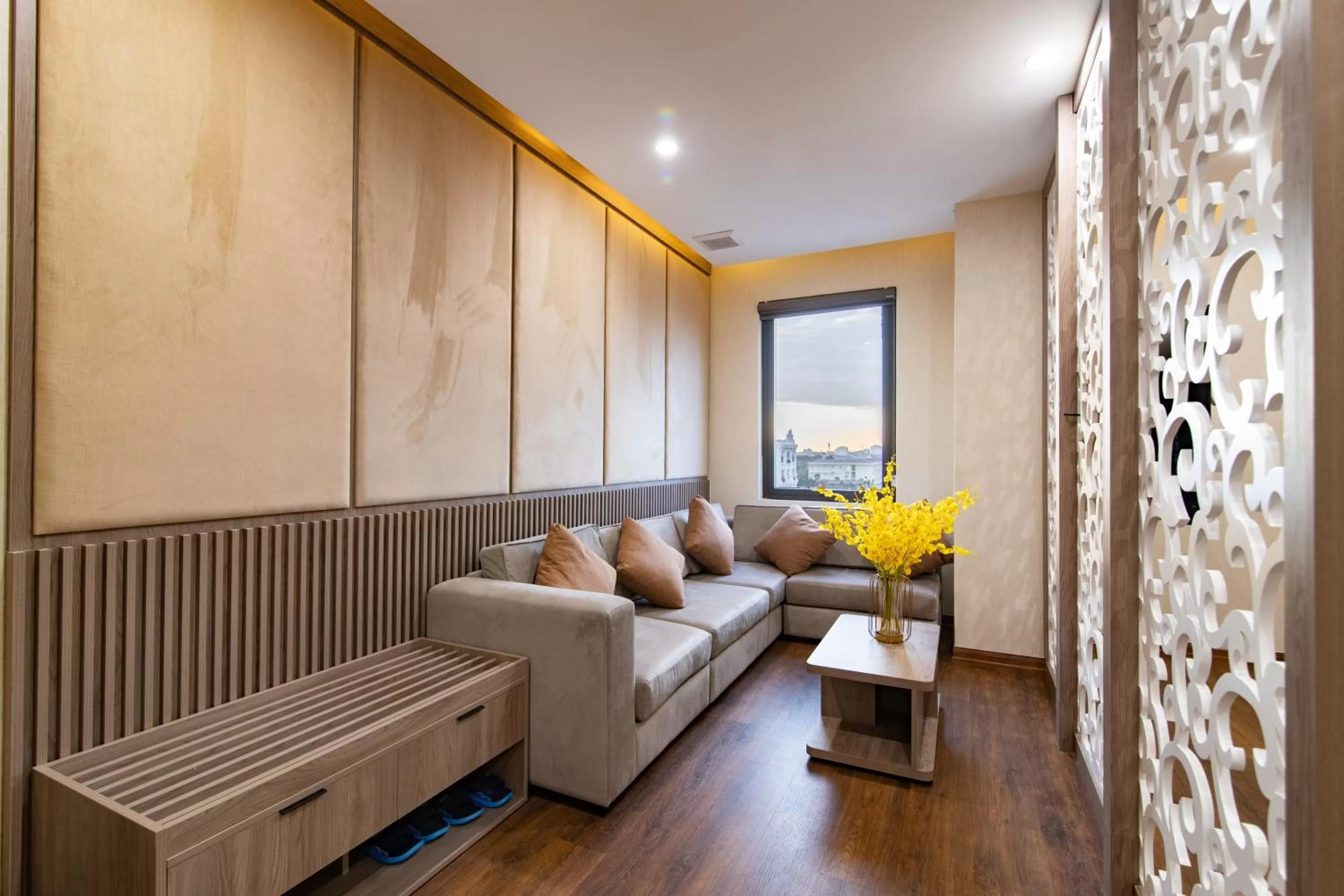 Seating area in Sunshine Hotel Móng Cái