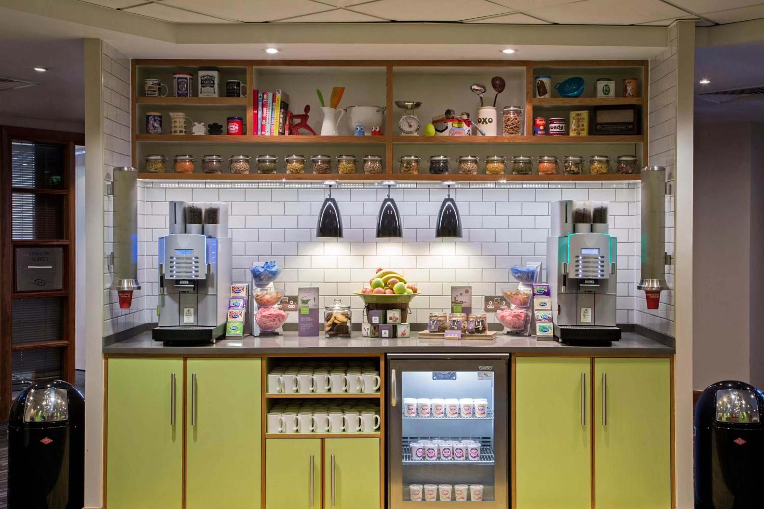 Meeting/conference room in Holiday Inn Guildford by IHG