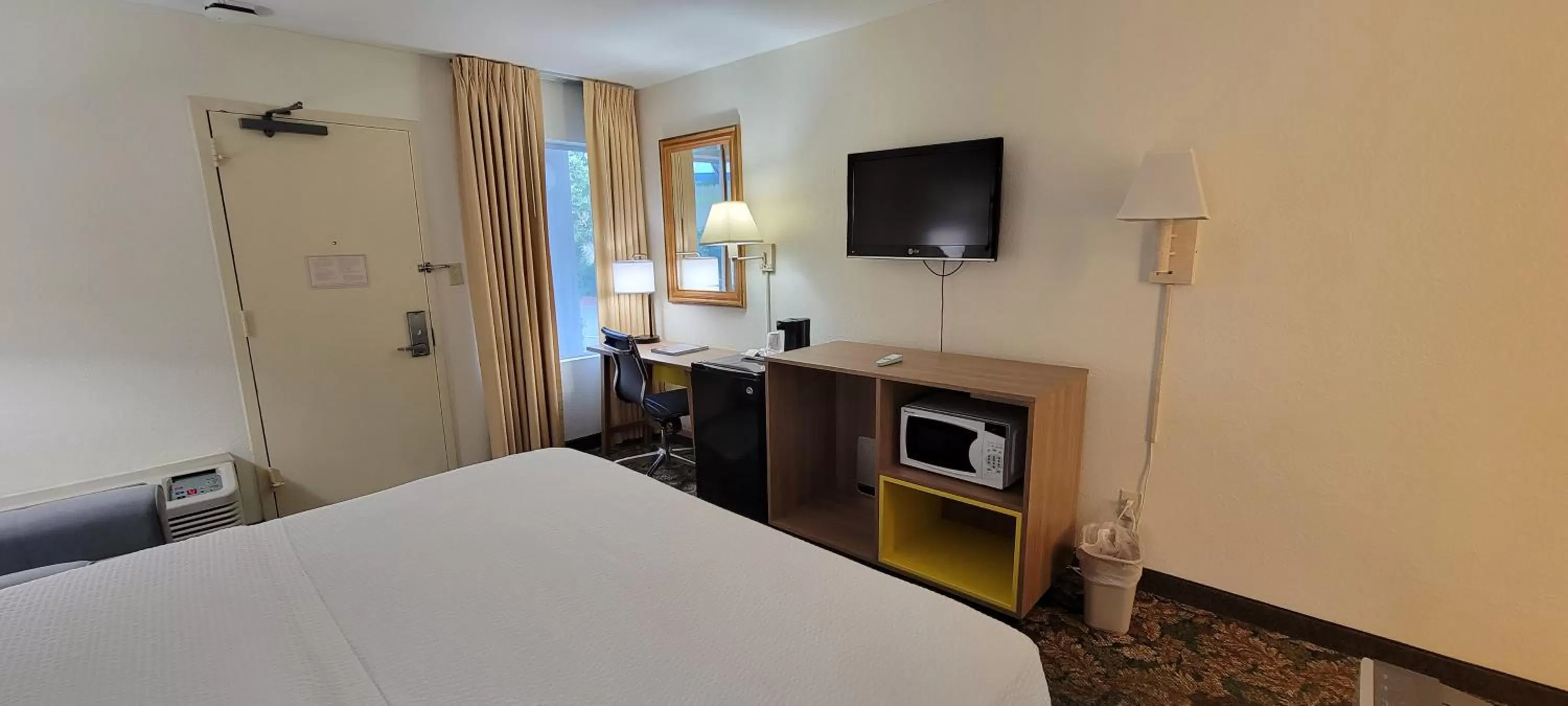 Hotel Carolina A Days Inn by Wyndham