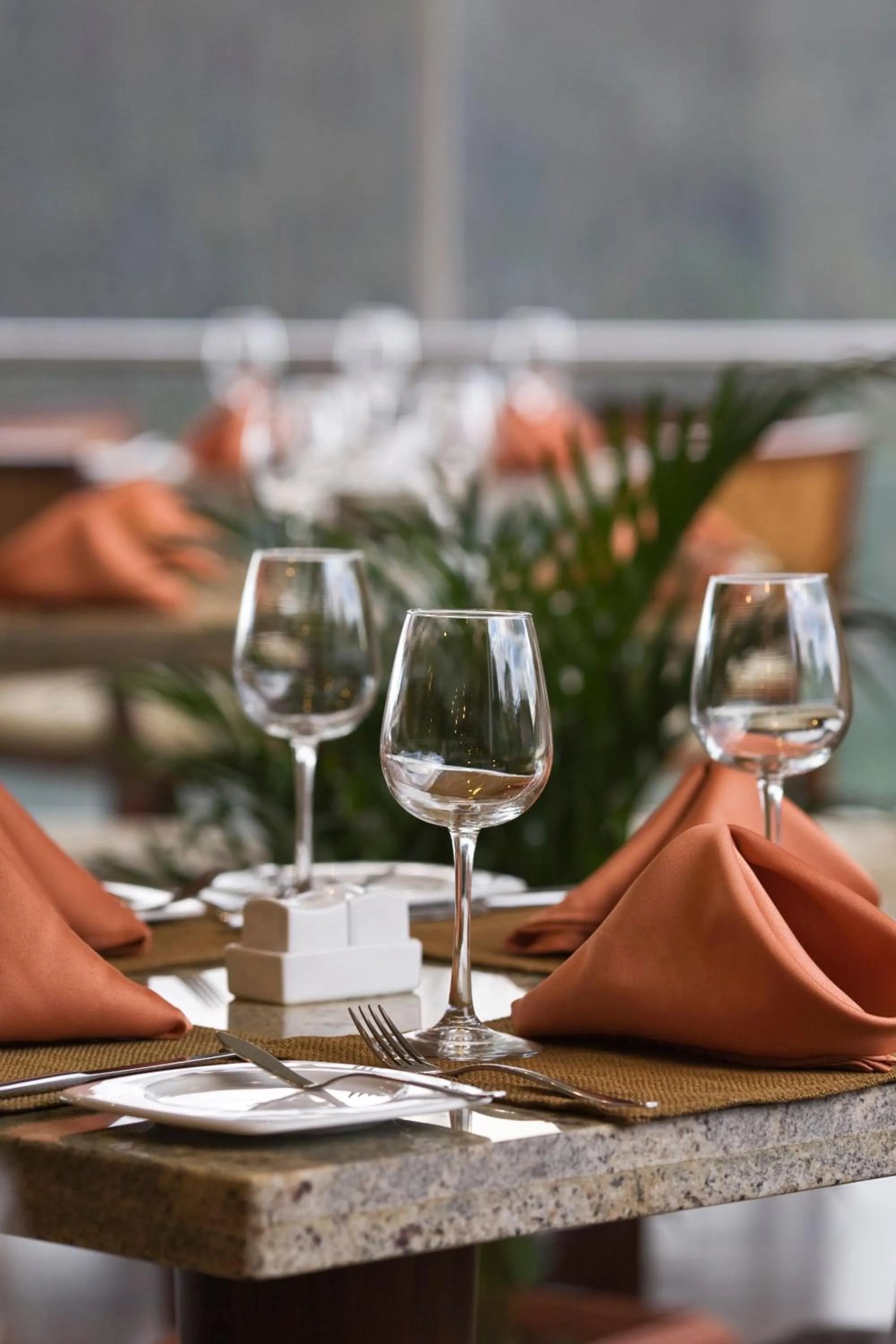 Restaurant/places to eat in Hotel Stubel Suites & Cafe