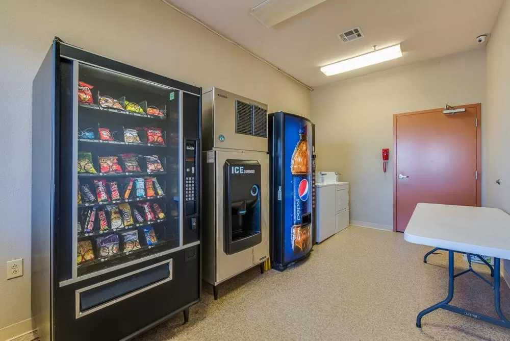 Non alcoholic drinks in Executive Inn & Suites Cushing