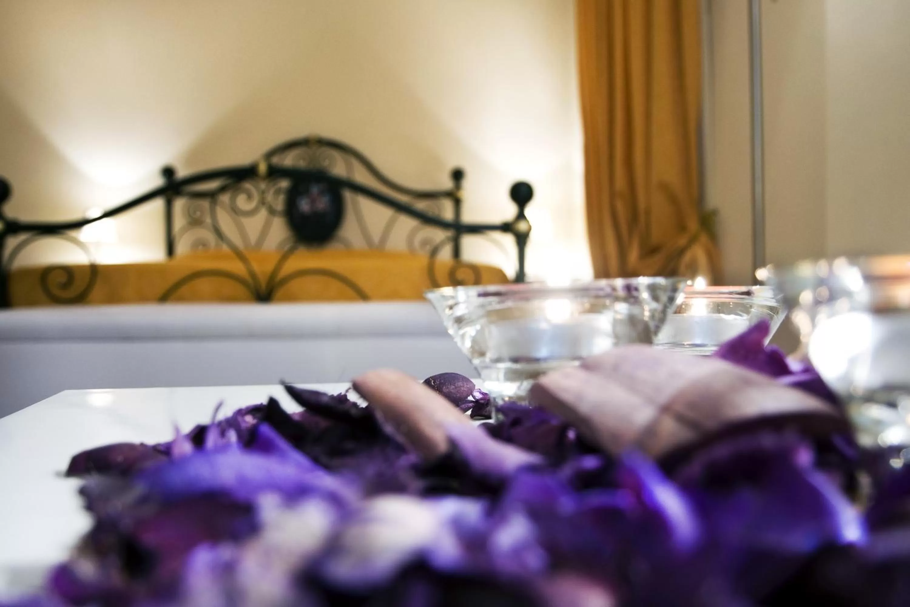 Decorative detail, Bed in B&B Lepanto