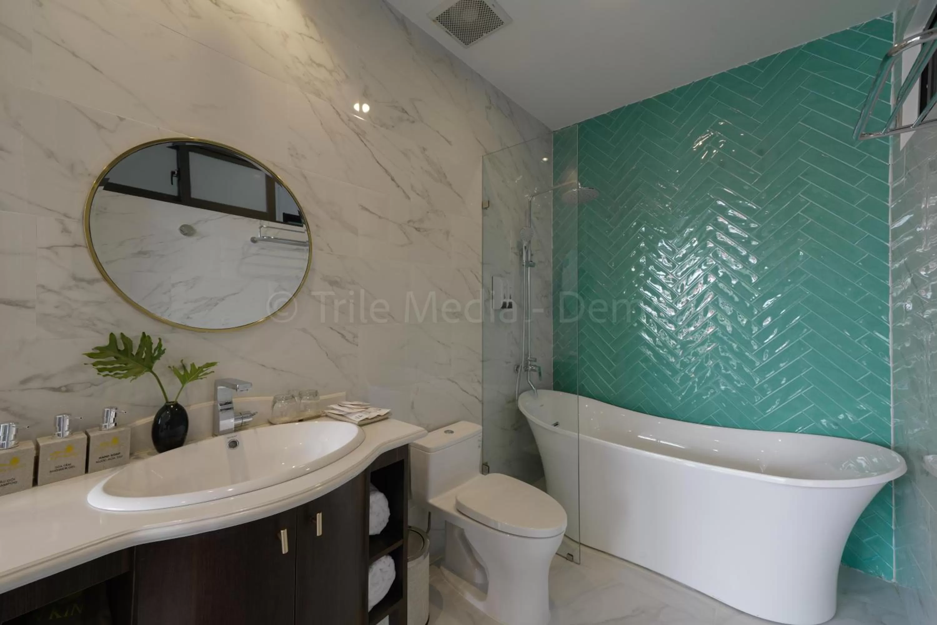 Bathroom in Lion King Hotel