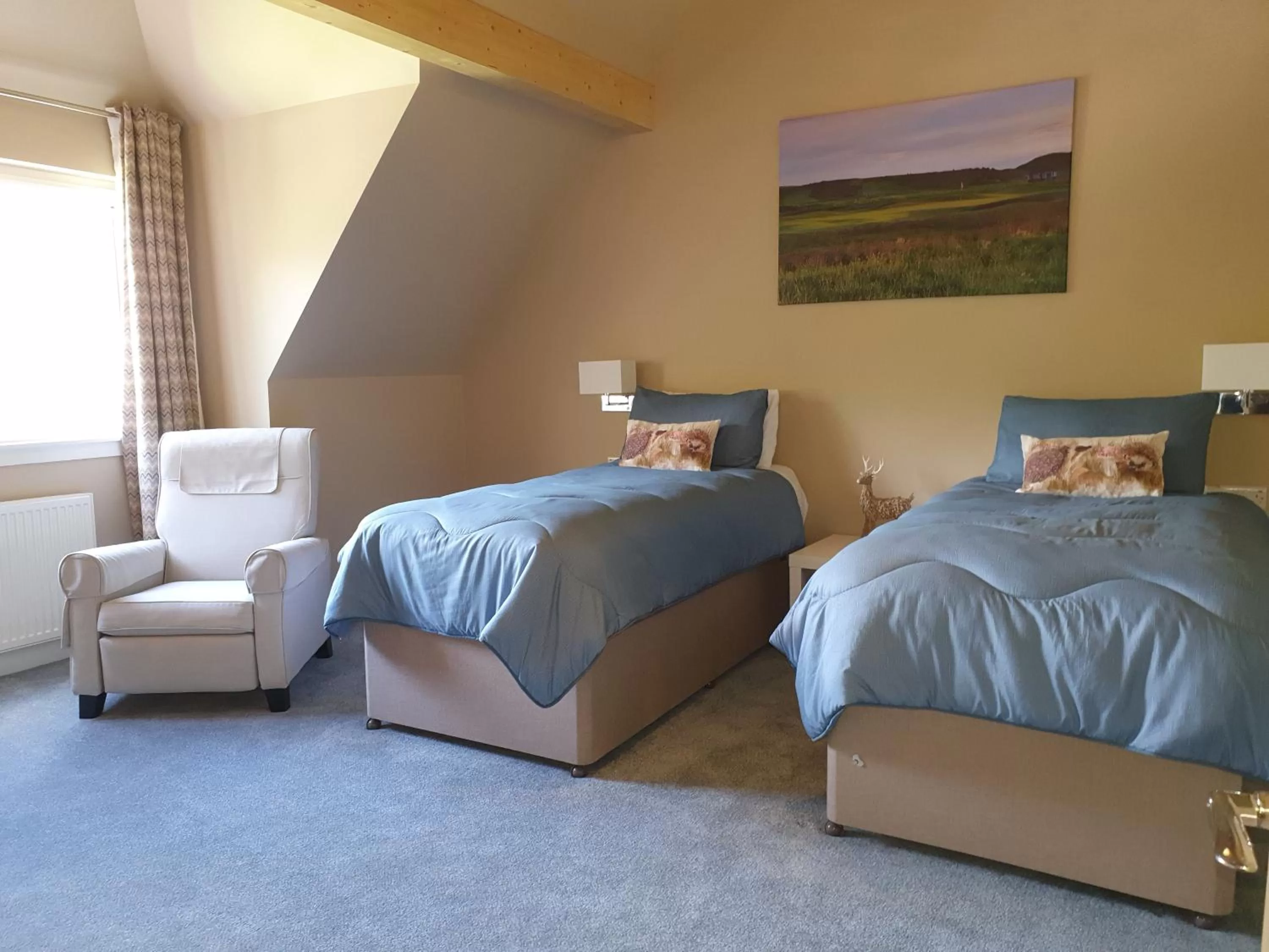 Bedroom, Bed in Maple Cottage B&B