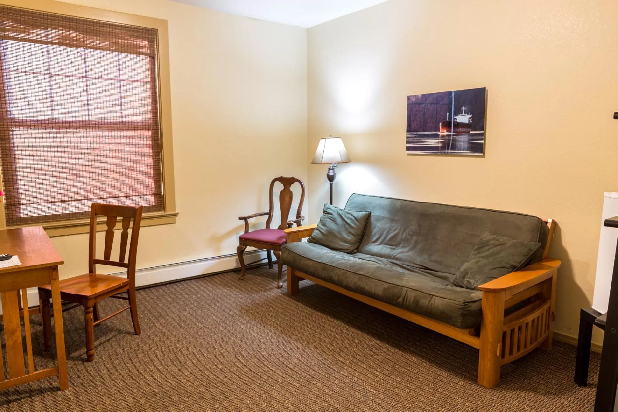 Living room in Hotel Cathlamet