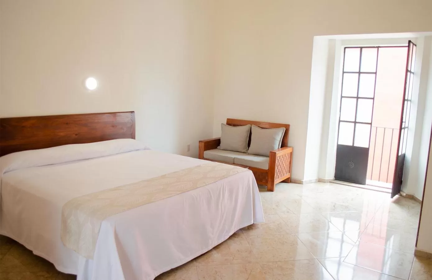 Bed in Hotel Catedral