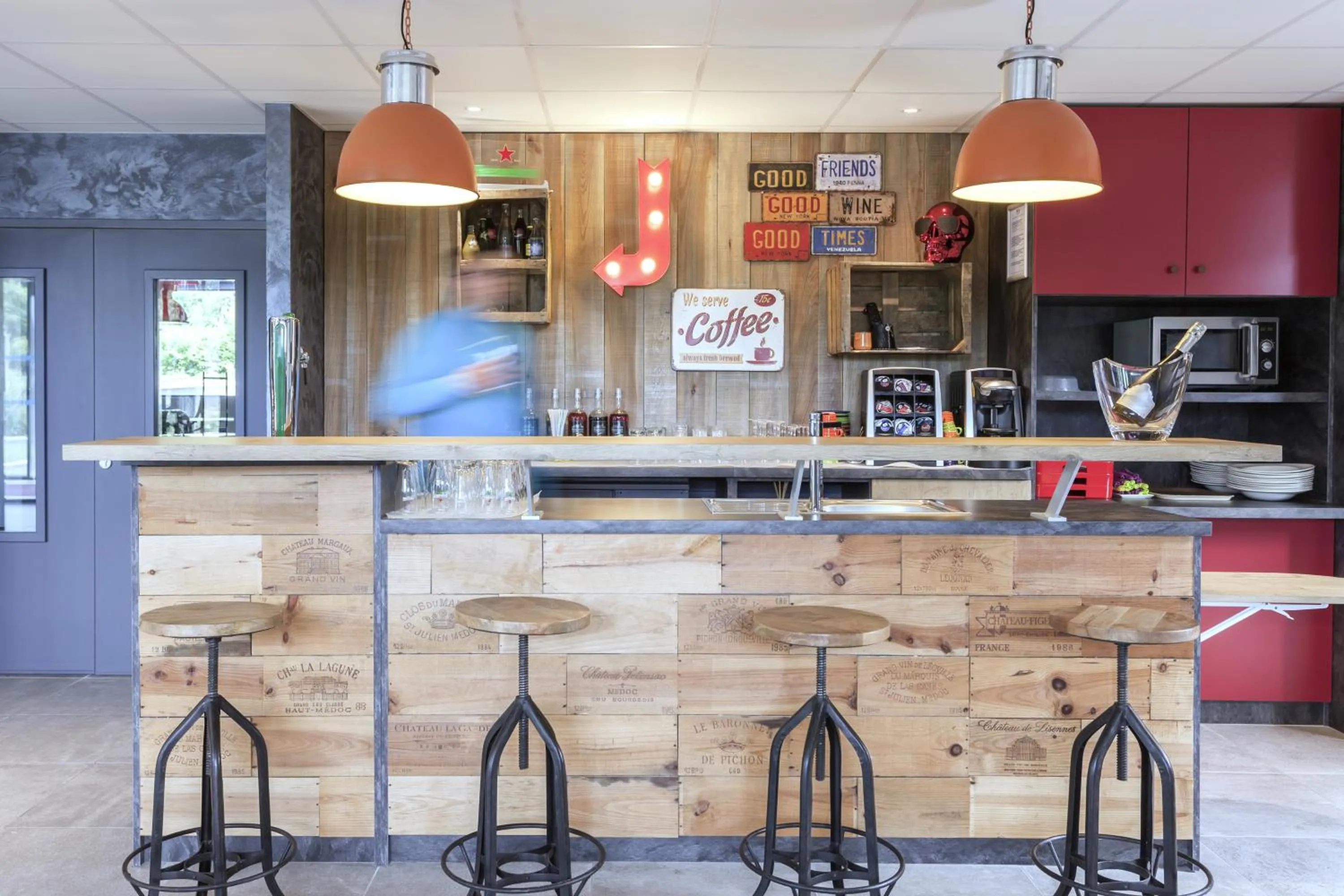 Drinks in ibis Styles Vierzon