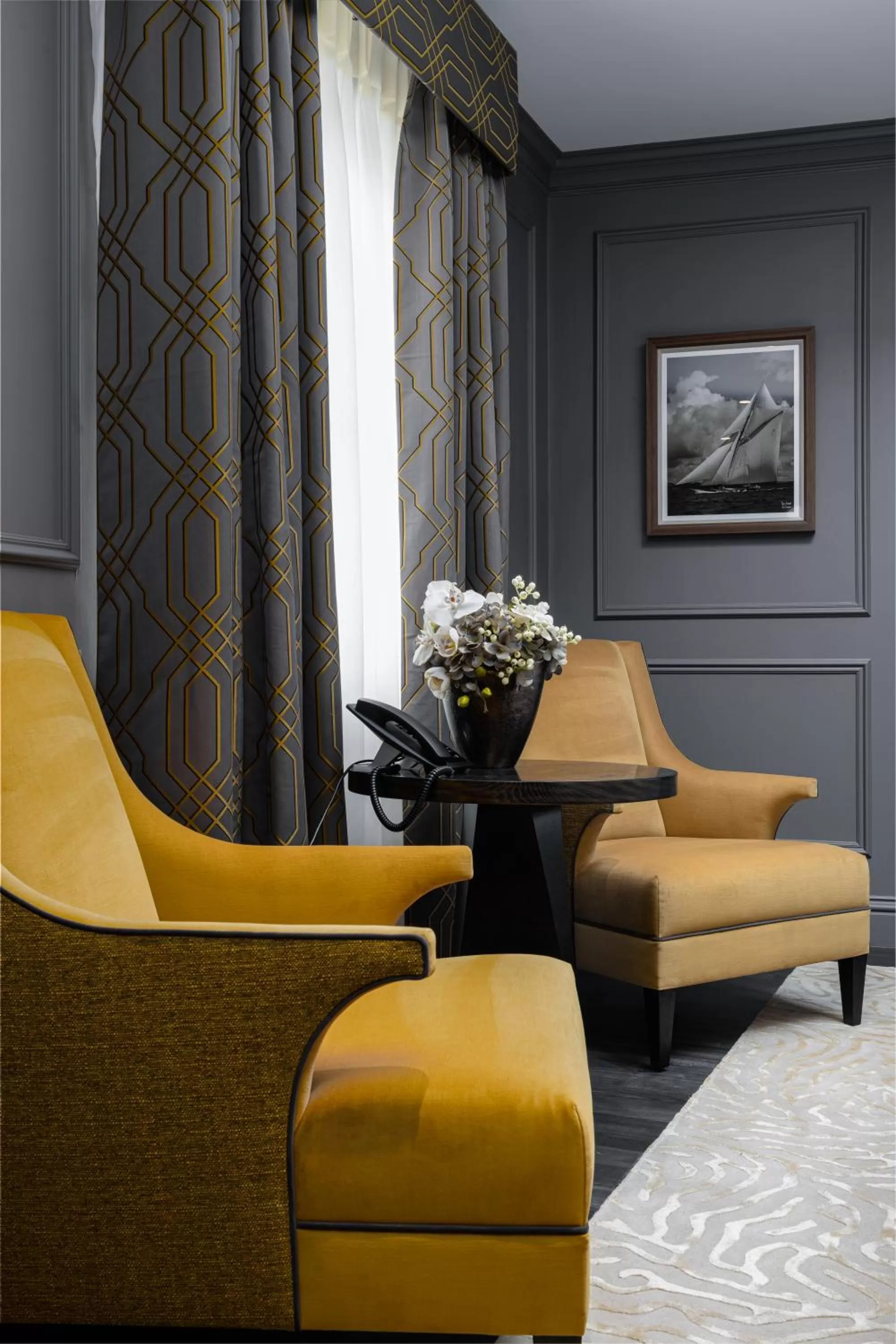 Seating area in No.4 Carlton