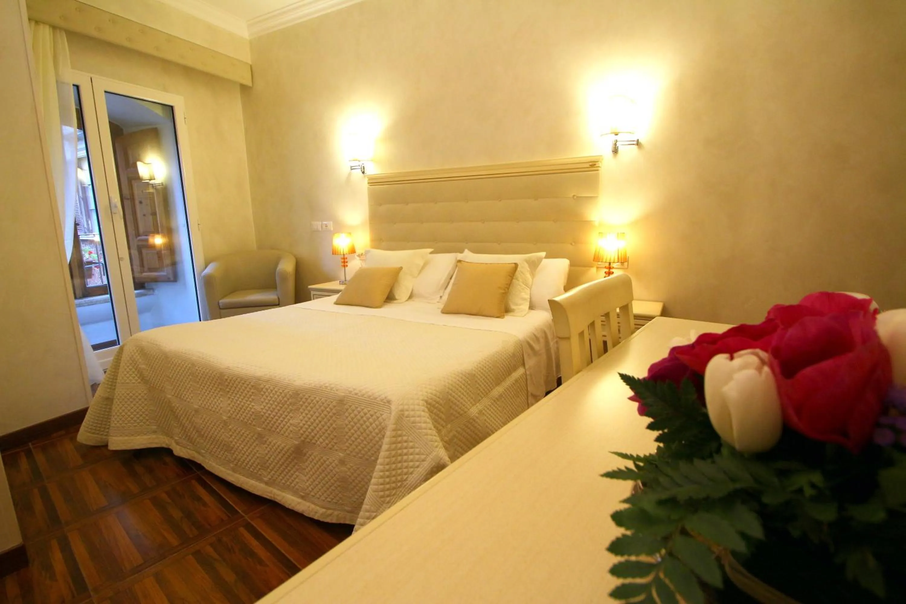 Photo of the whole room, Bed in Locanda Navona