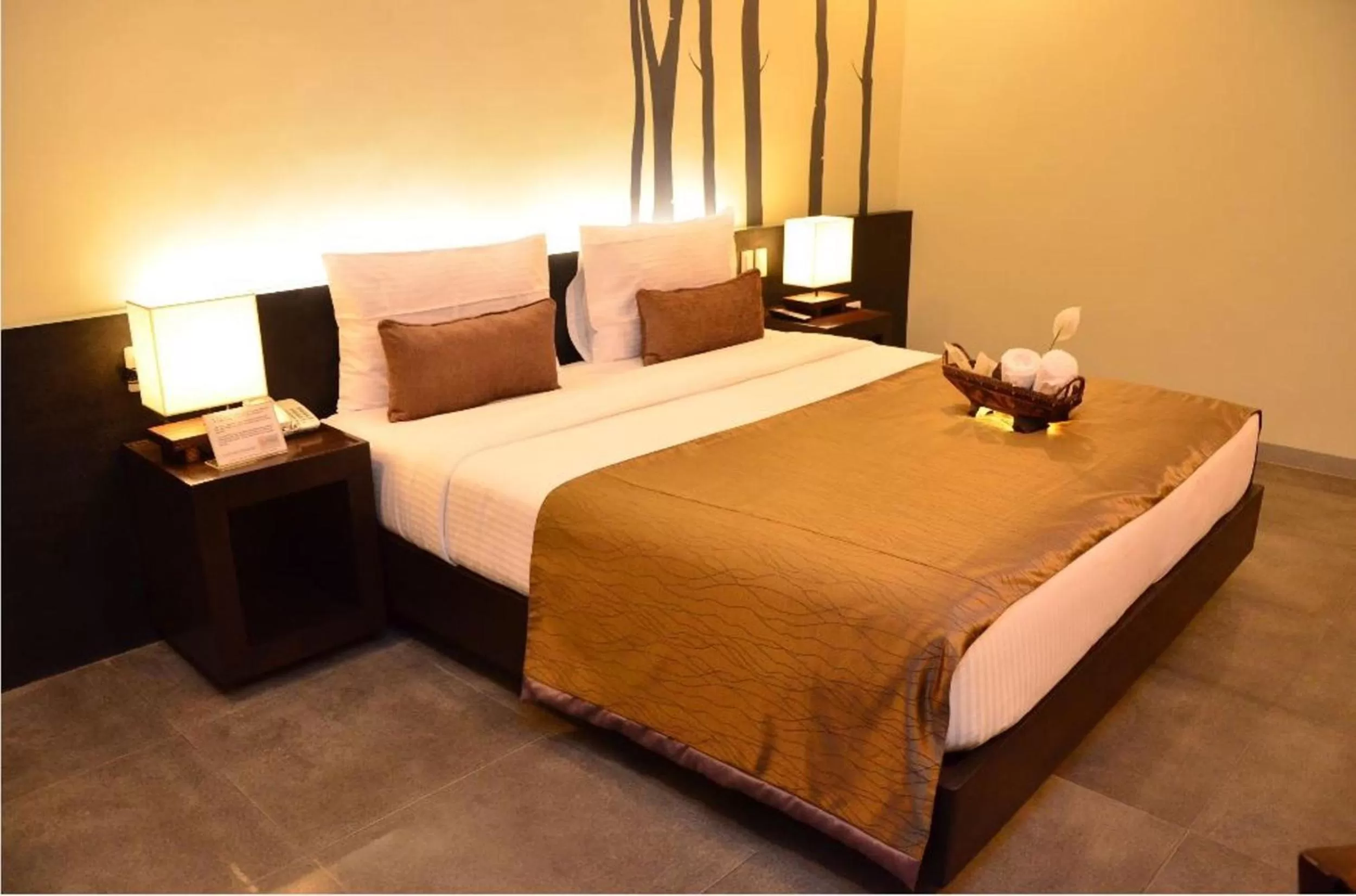 Photo of the whole room, Bed in One Manalo Place