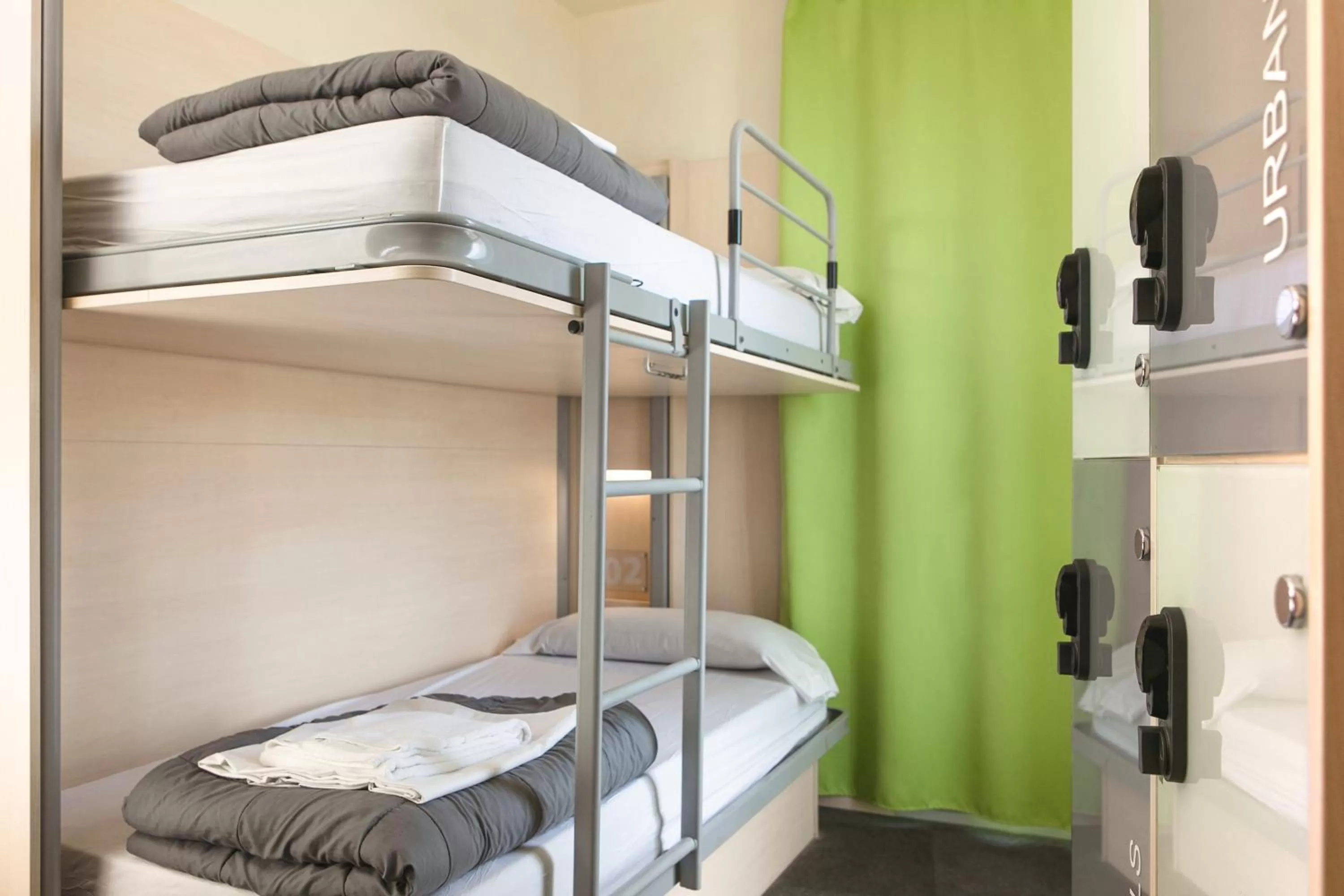 Bedroom, Bed in Urbany Hostel Barcelona