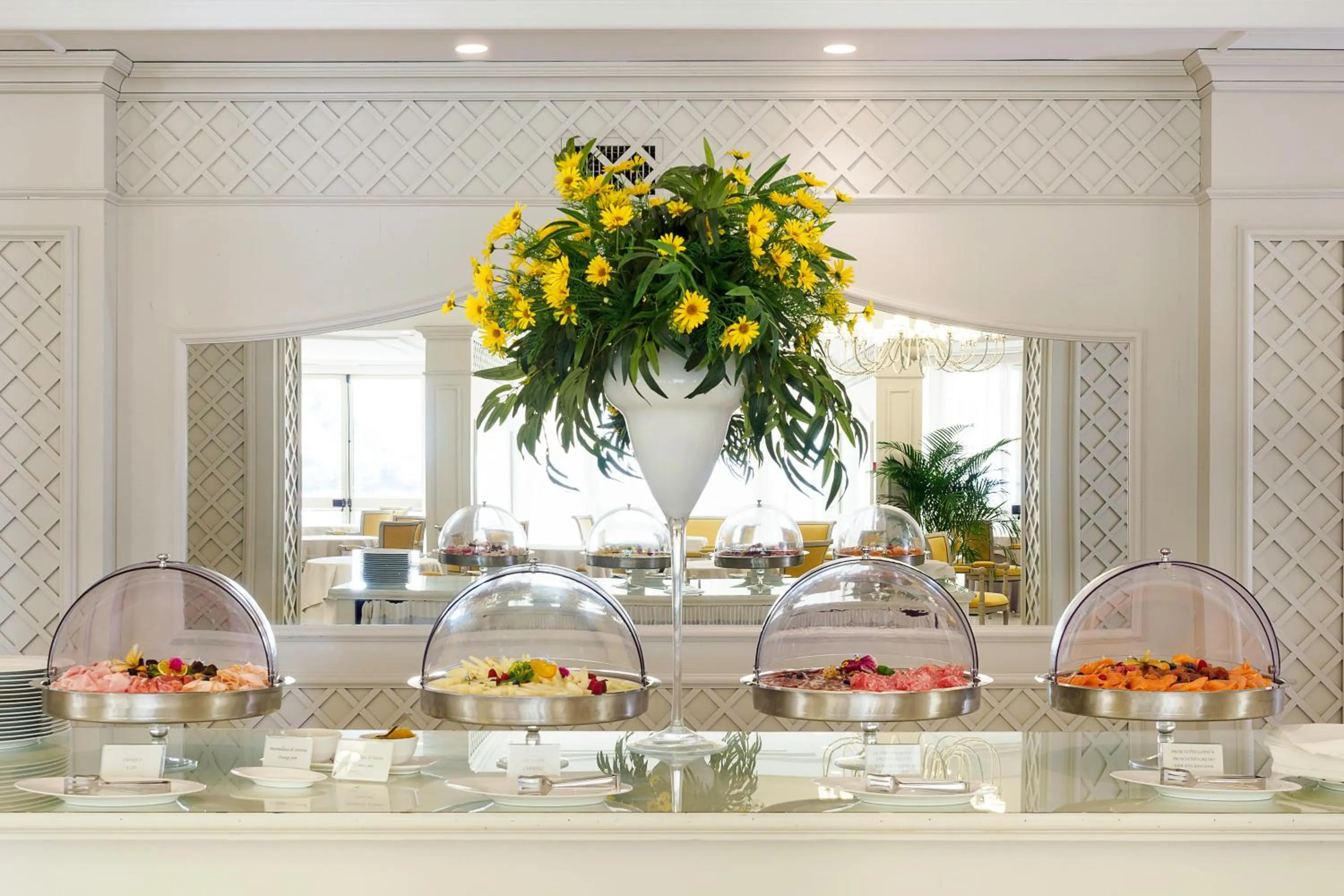Breakfast in Mazzarò Sea Palace - The Leading Hotels of the World