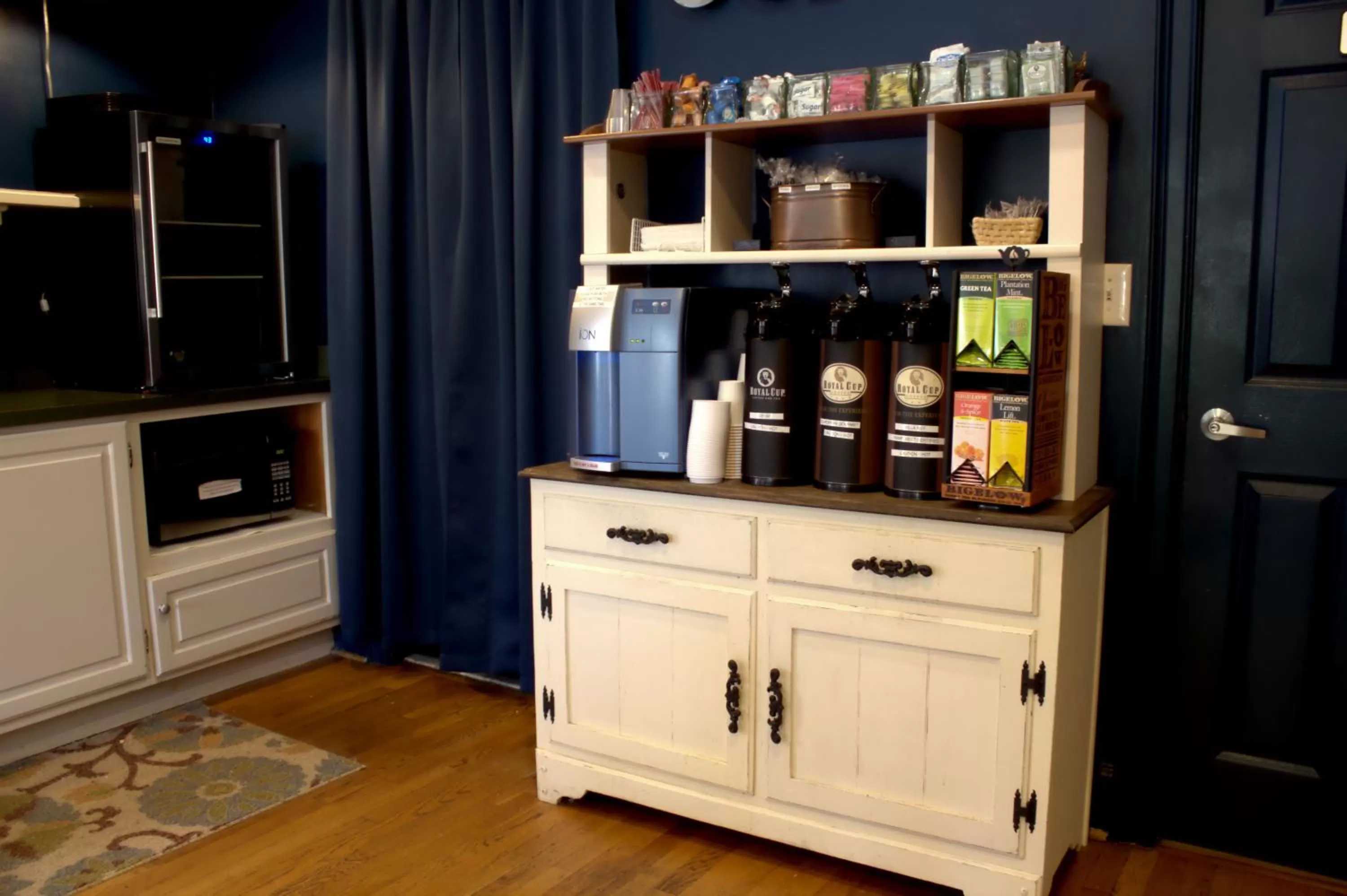 Breakfast in The University Inn at Emory