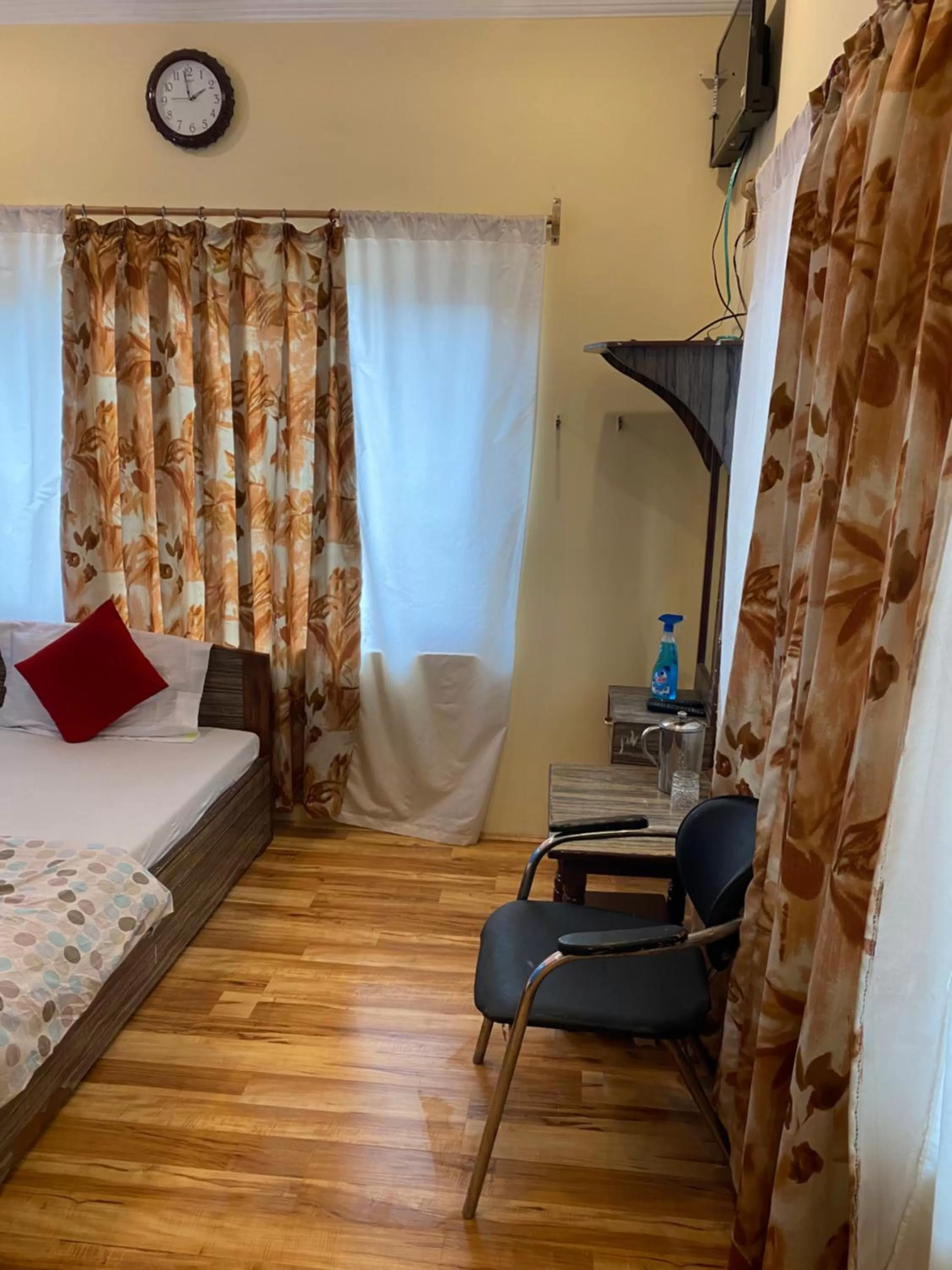 Bed in Hotel Young Mamta