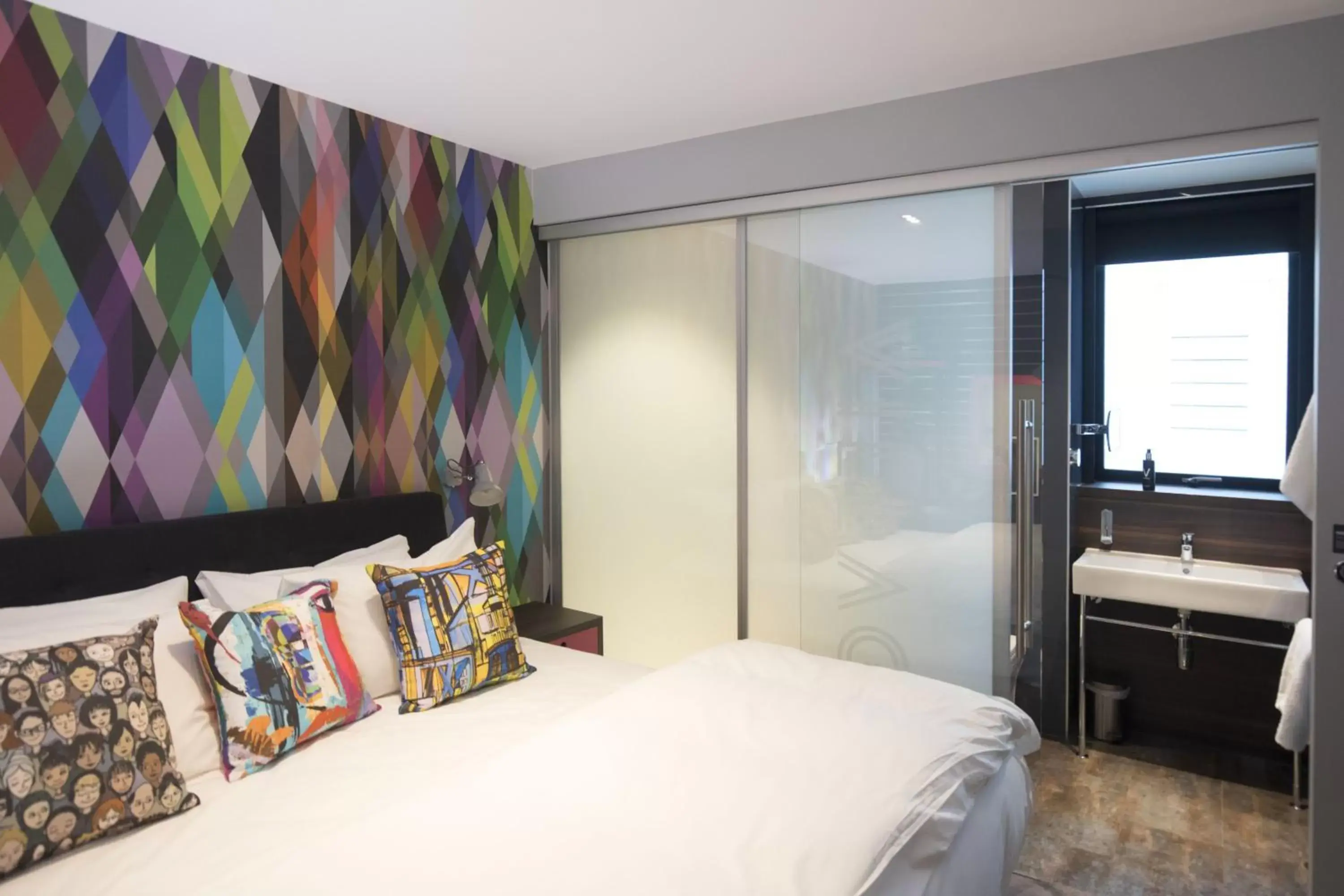 Standard Double Room in Village Hotel Bristol Filton Standard Double Room in Village Hotel Bristol Filton