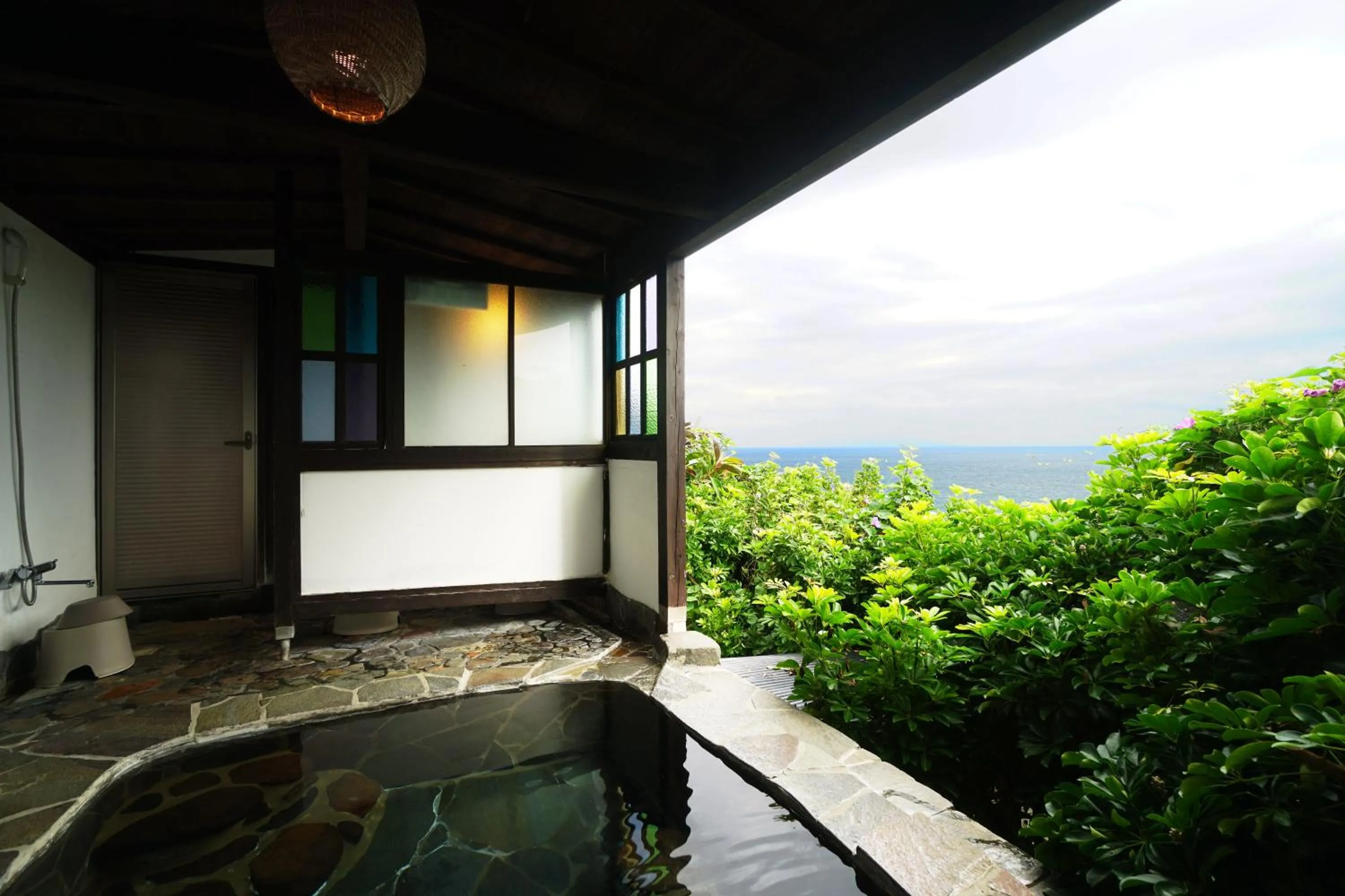 Day in Gardenvilla Shirahama