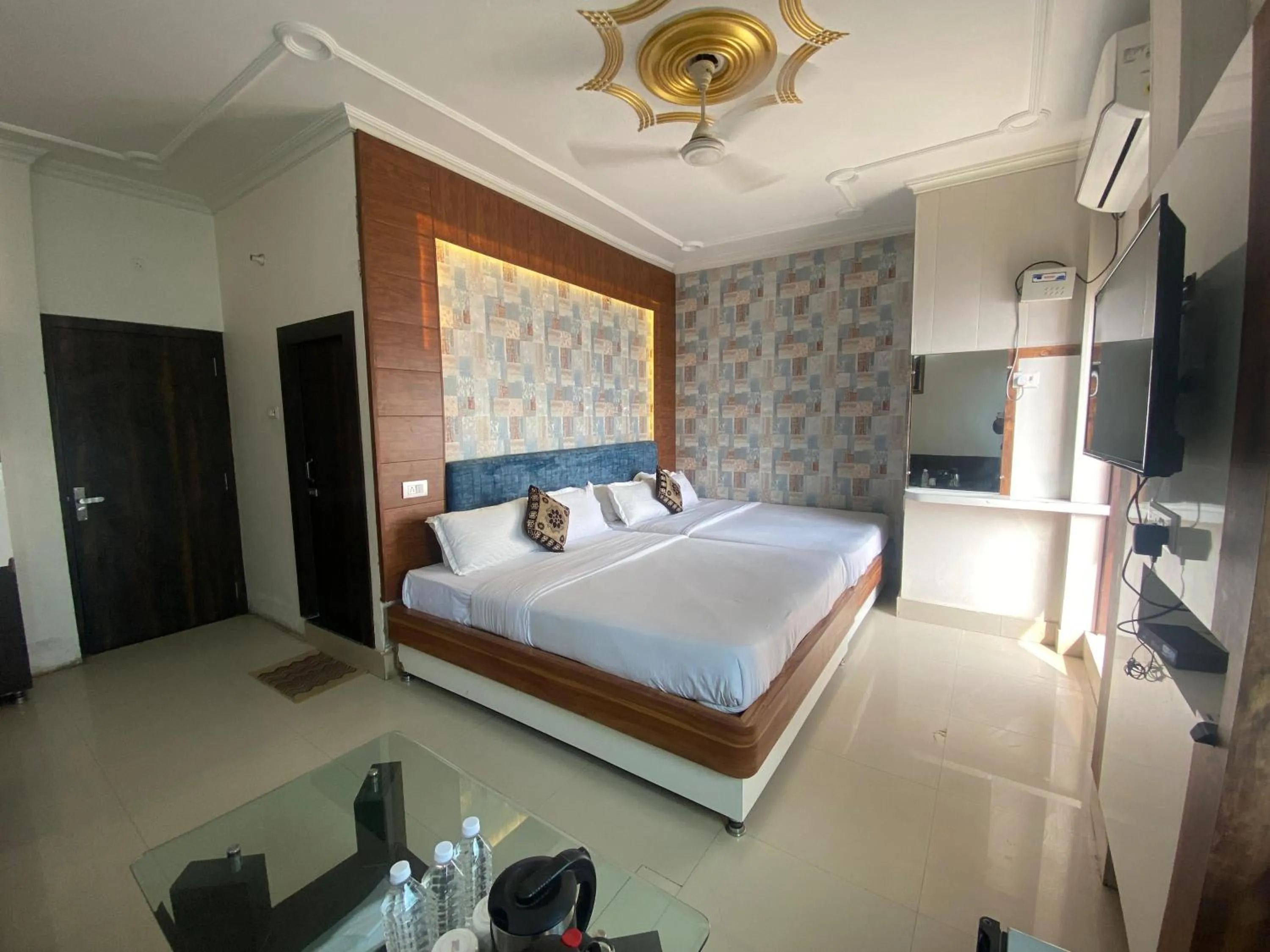 Bedroom in Hotel Sita (place on the heritage ghats of benaras)