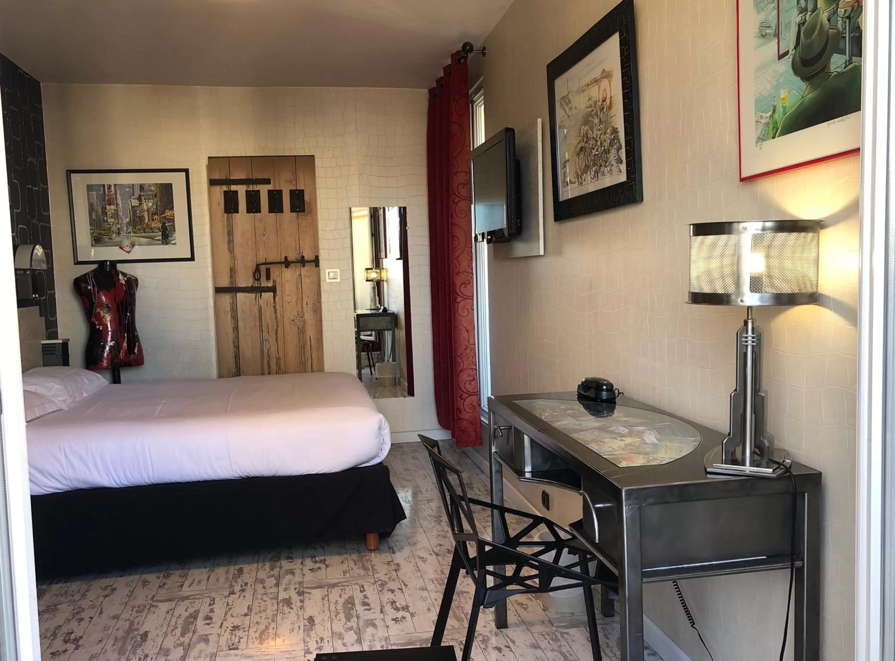 Photo of the whole room, Bed in Urban Style hotel de l'Europe