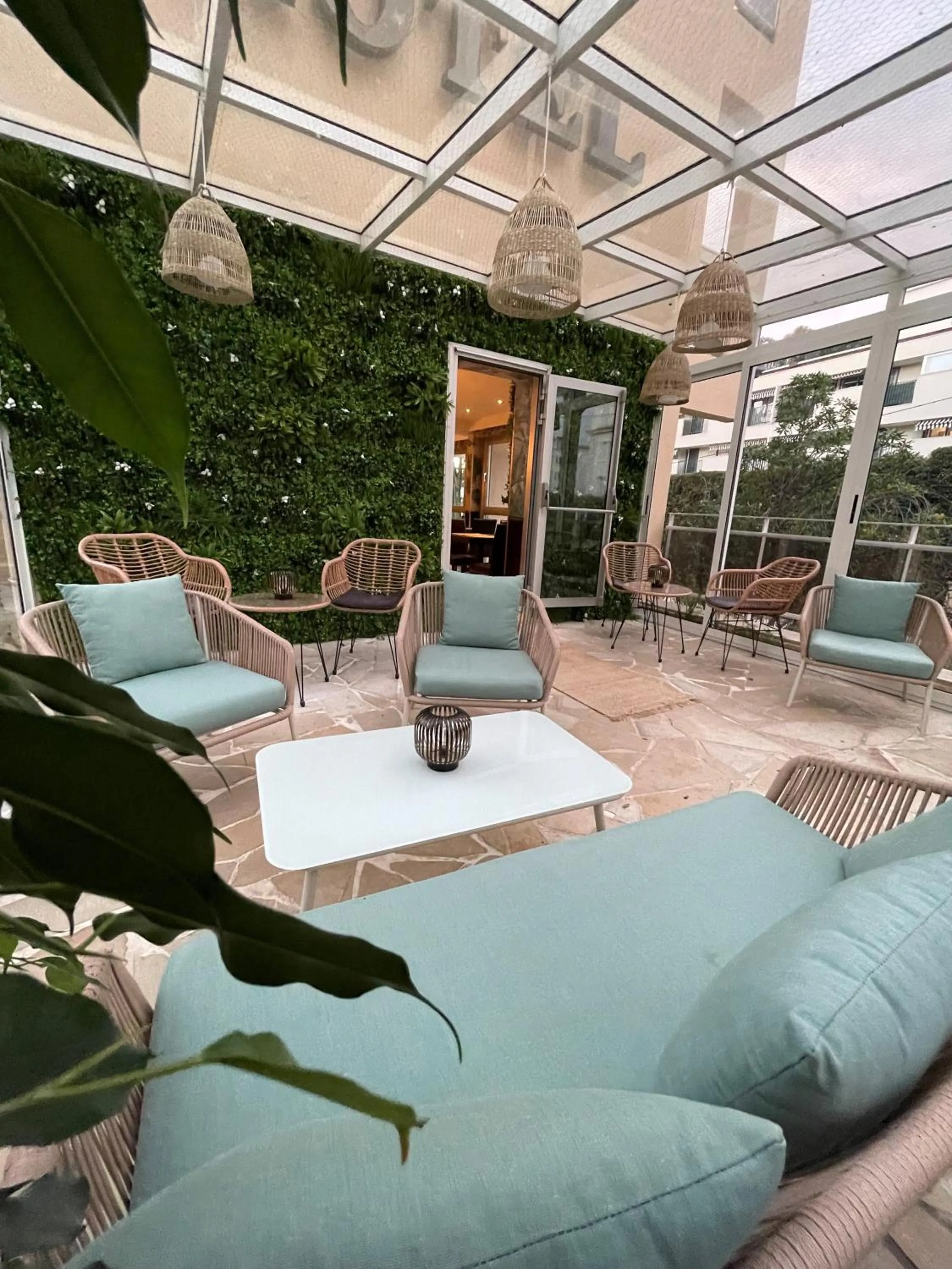 Patio in Hôtel Gallia Cannes