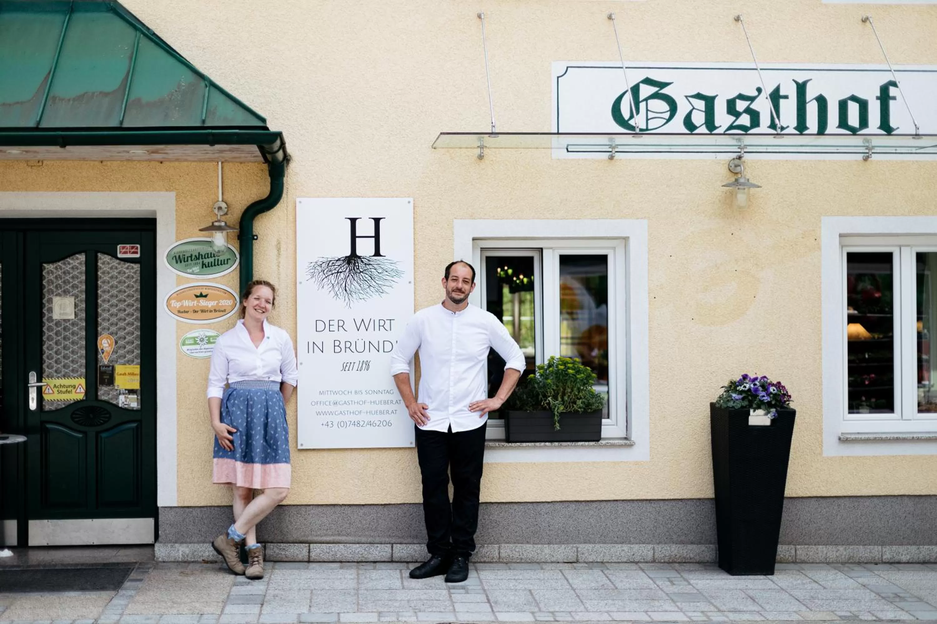 People in Hueber der Wirt