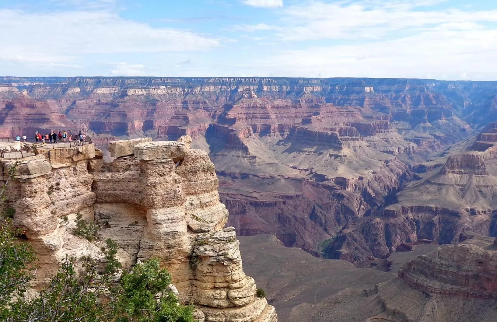 Nearby landmark in Grand Canyon Plaza Hotel-South Rim