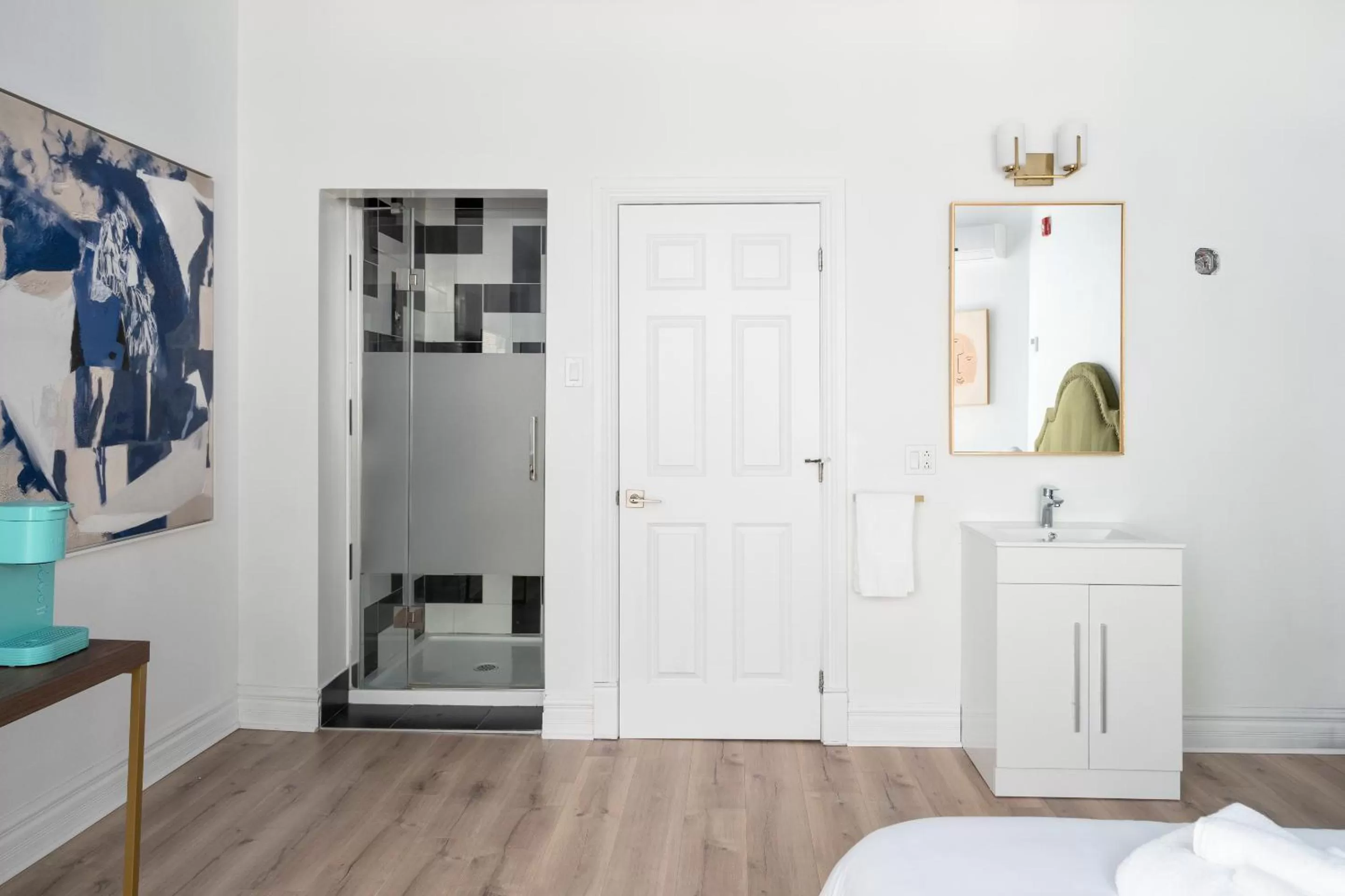 TV/Entertainment Center in Le Penfield Par Nomade MTL