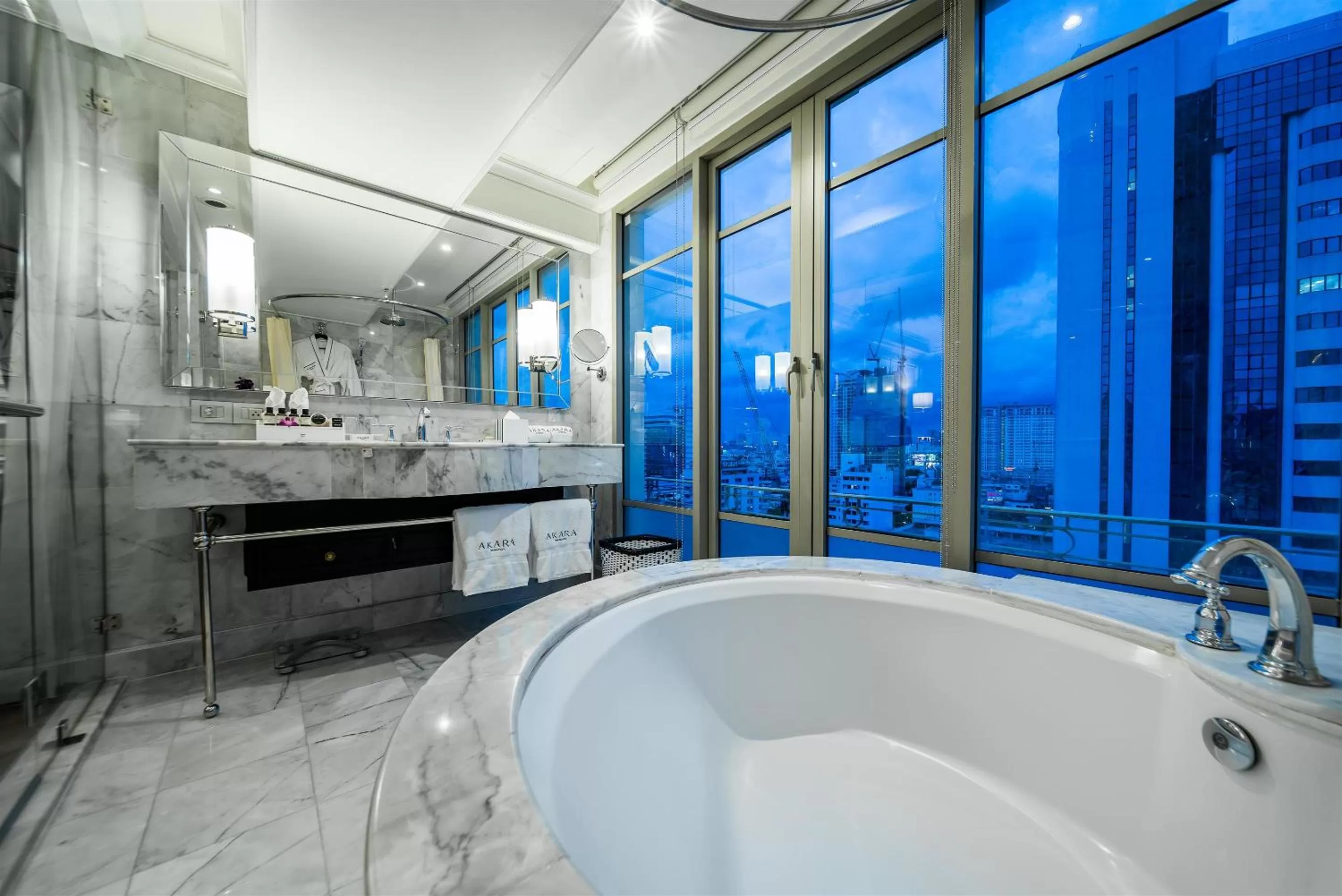 Bathroom in Akara Hotel